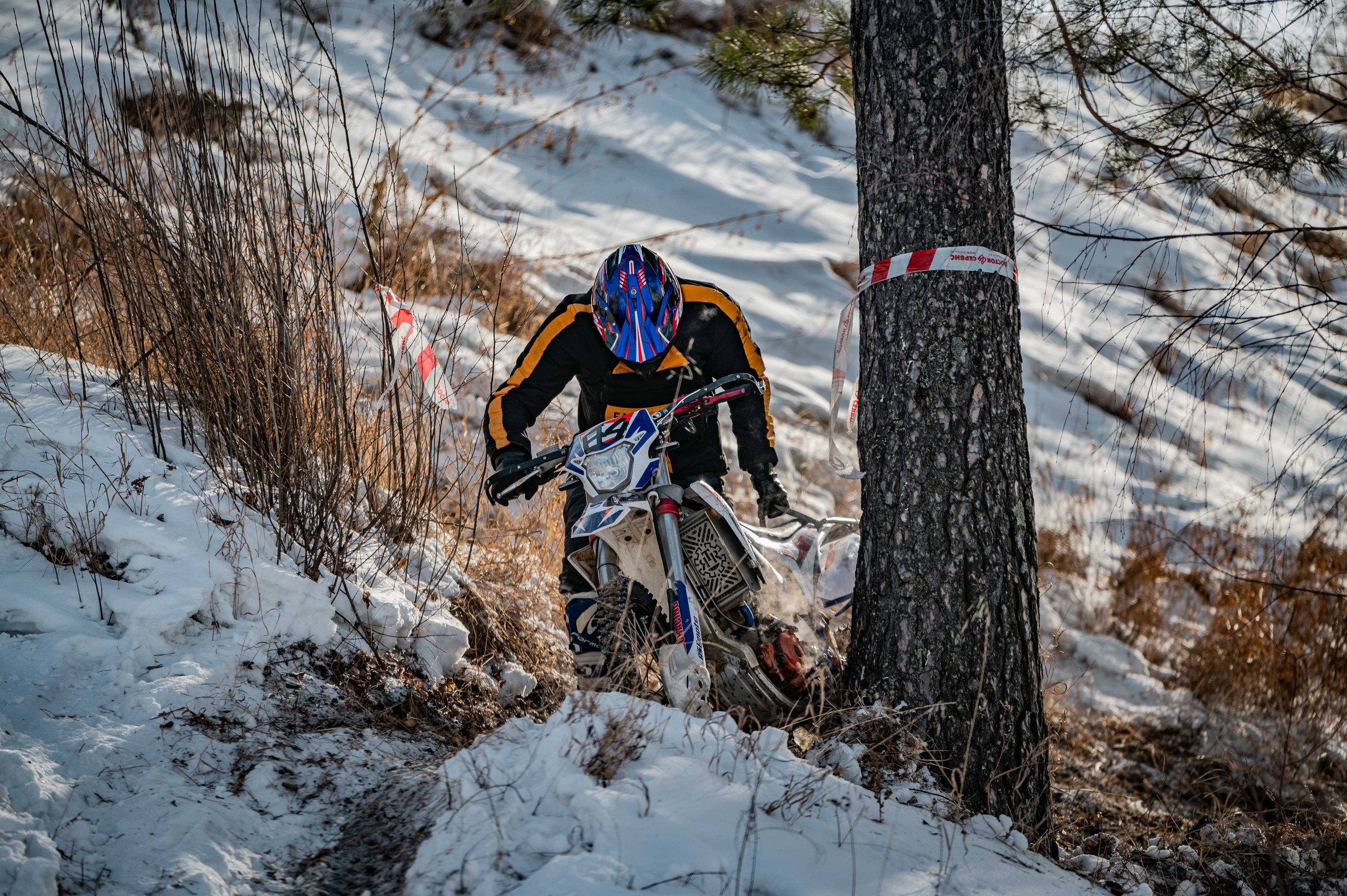 Мотокросс 23.02.2024. Портретный фотограф в Ангарске Артём Иванов