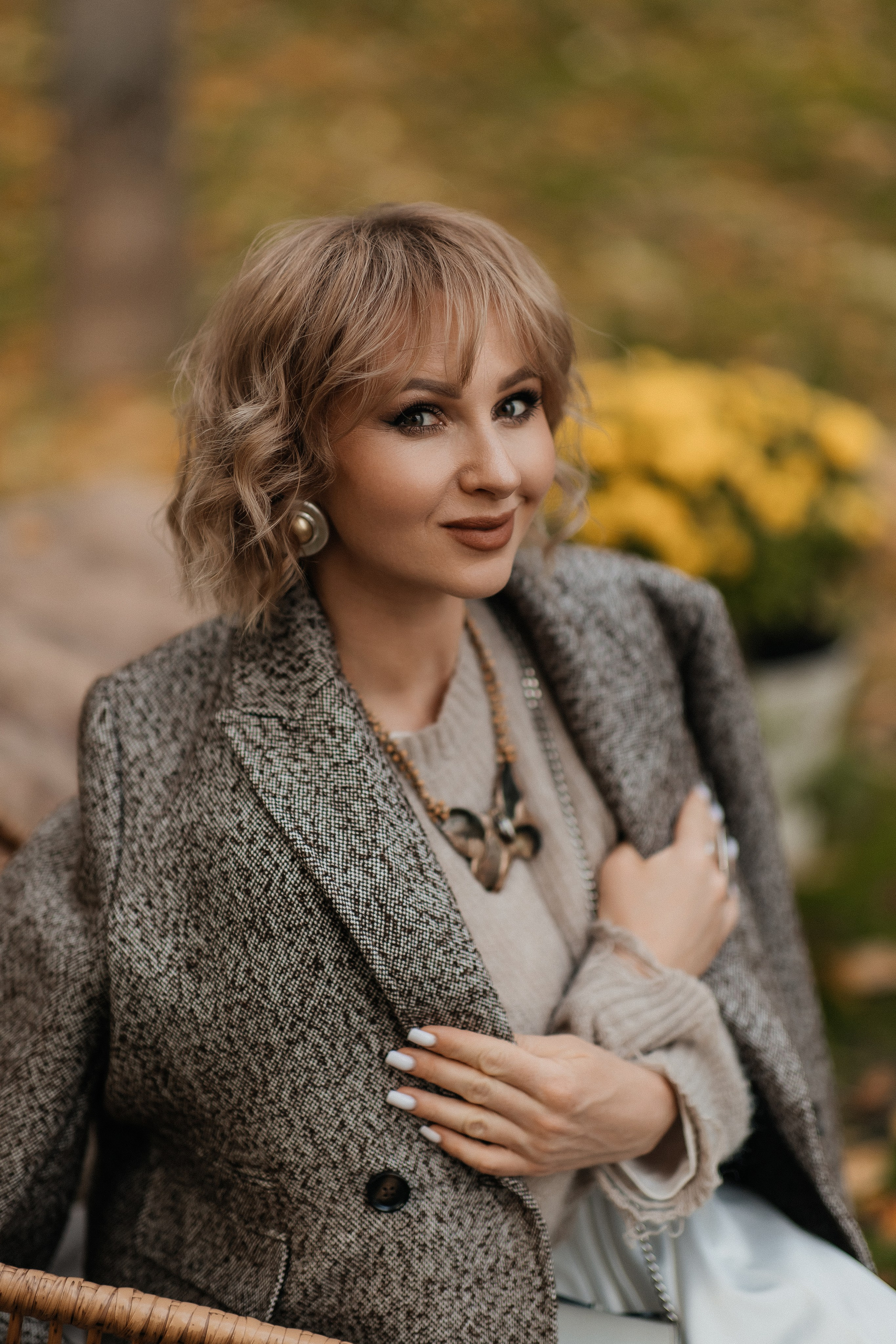 Маша и осень