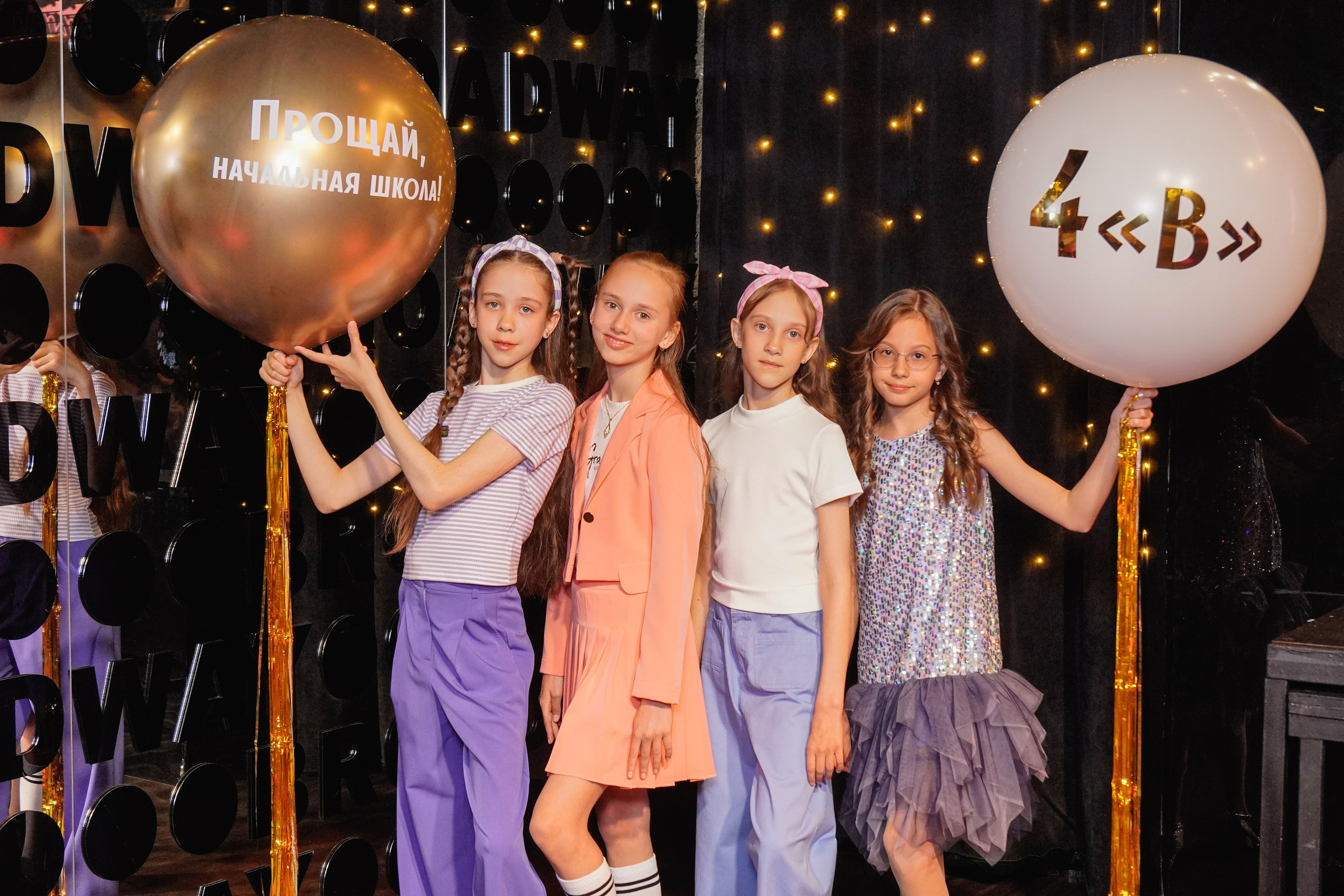 Выпускной. Занимаюсь профессиональной фотографией и живу рядом с Байкалом. Работаю в разных жанрах