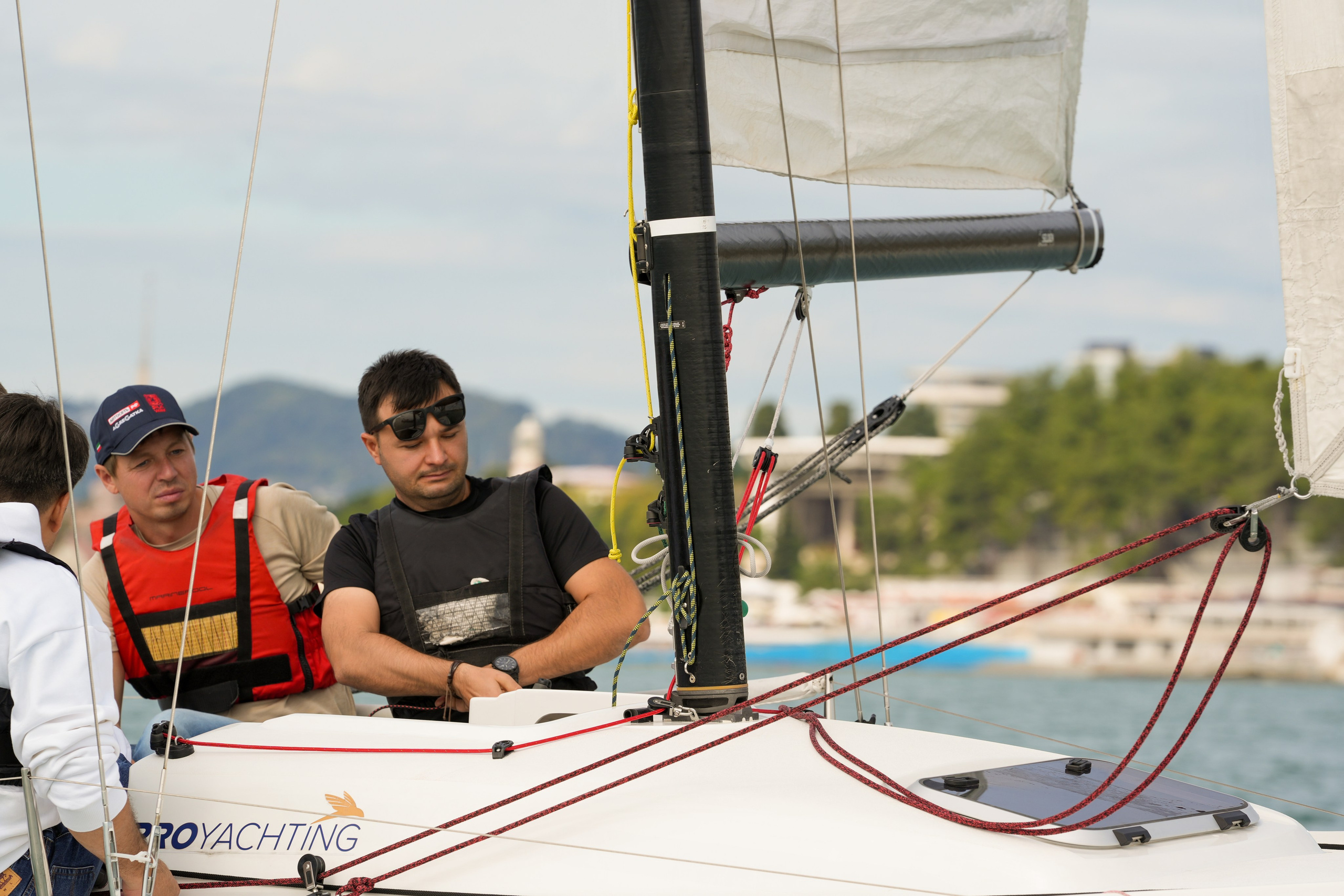 Яхтенная регата для компании Агрегатка. Репортажный фотограф в Красной Поляне и Сочи Павлюченко Екатерина