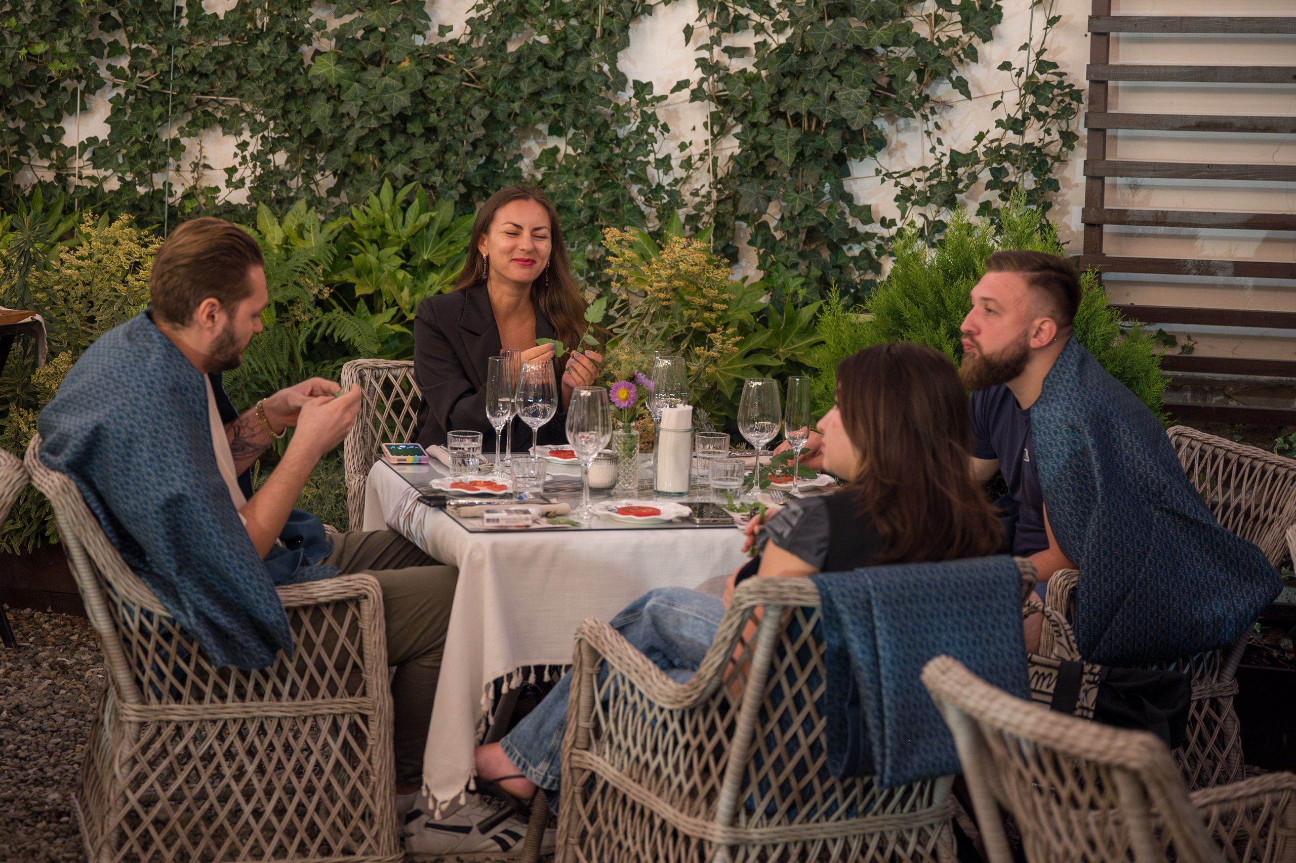 Гастрономический ужин в ресторане Co-Co Chalet. Репортажный фотограф в Красной Поляне и Сочи Павлюченко Екатерина