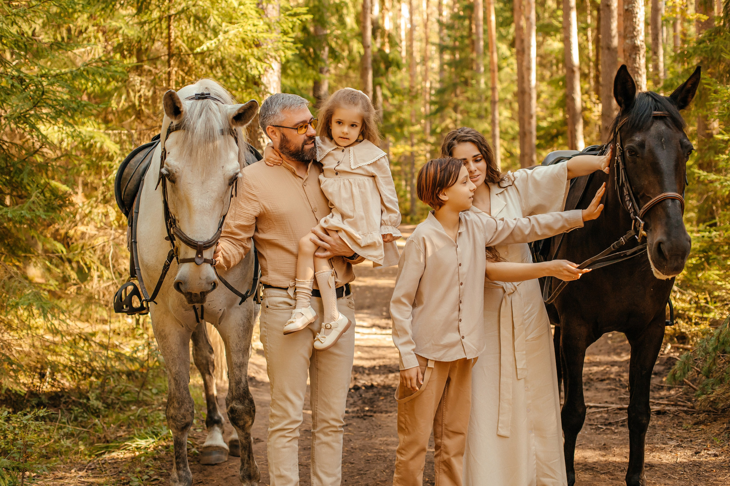 Надя семья в Токсово. Elena Sova — семейный и женский фотограф в Санкт-Петербурге