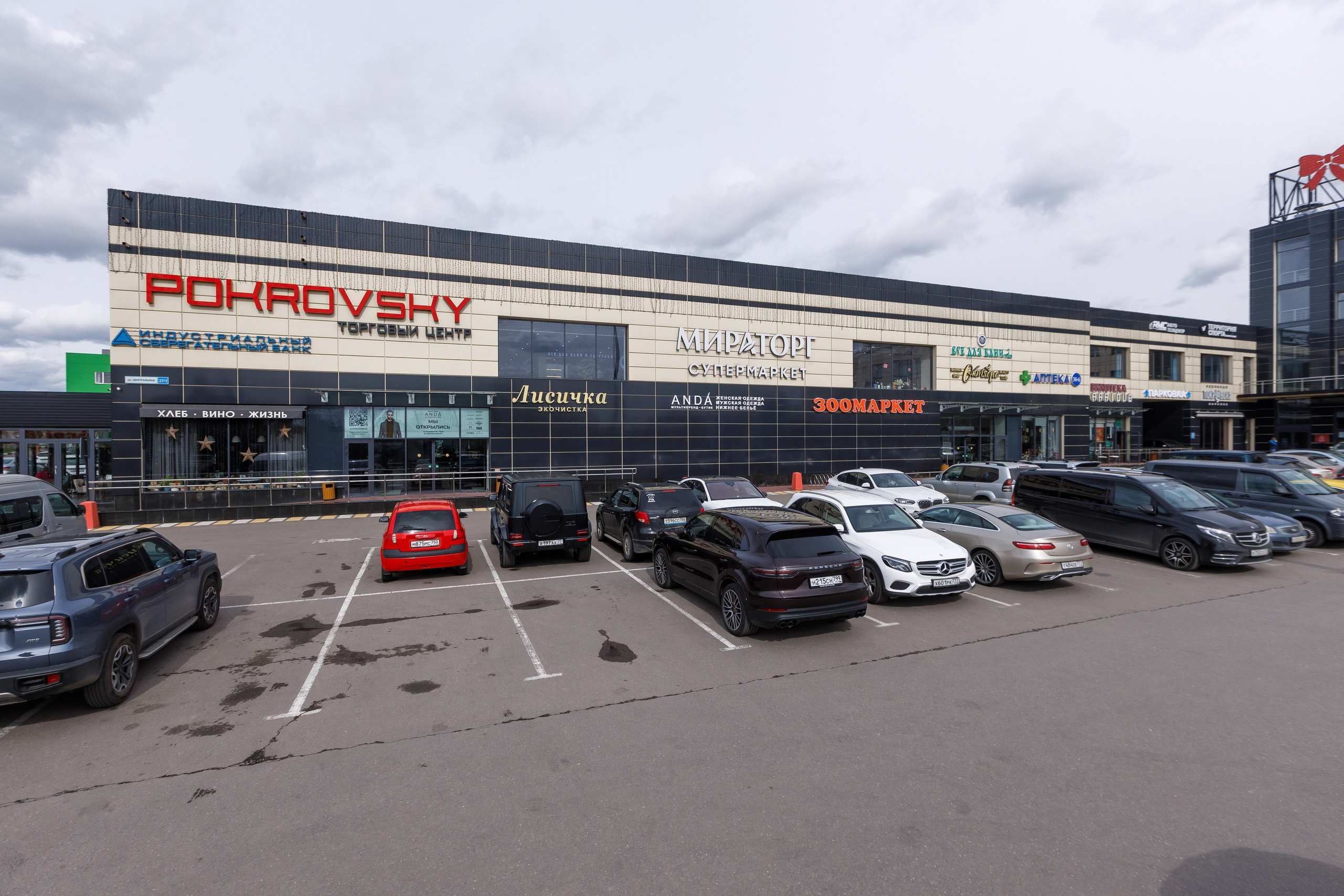 Фотосъемка торгового центра Покровский. Интерьерный фотограф в Москве Роман Потапов