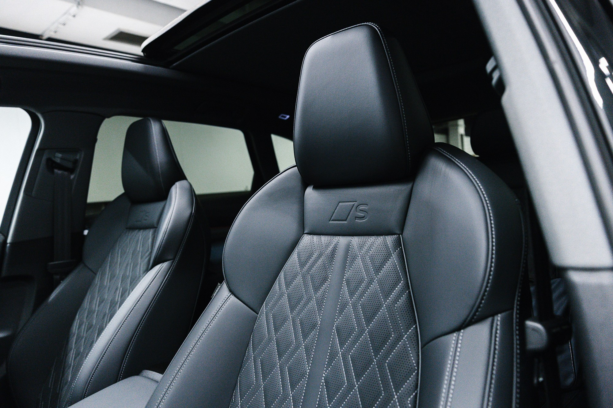 Audi Q5  40 TFSI 2.0 S tronic (204 л. с.). Автосалон «Х-Авто»