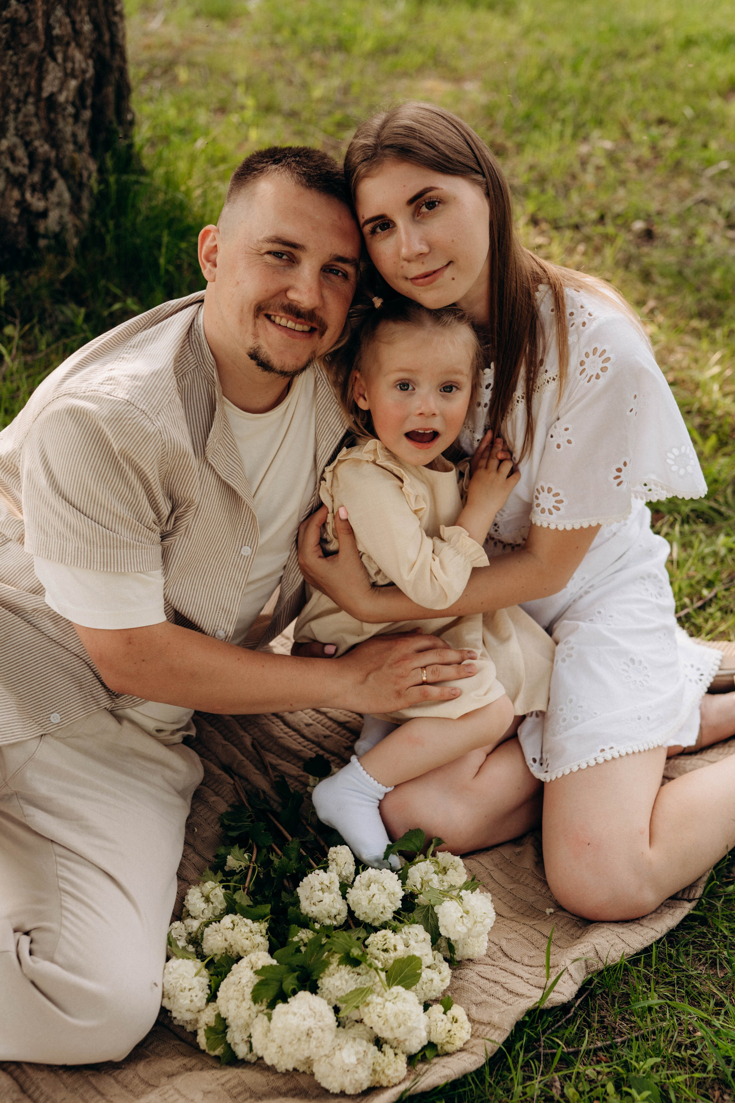 Прогулка Данилы, Алёны и Арины. Свадебный и семейный фотограф в Калуге Анна Киреева