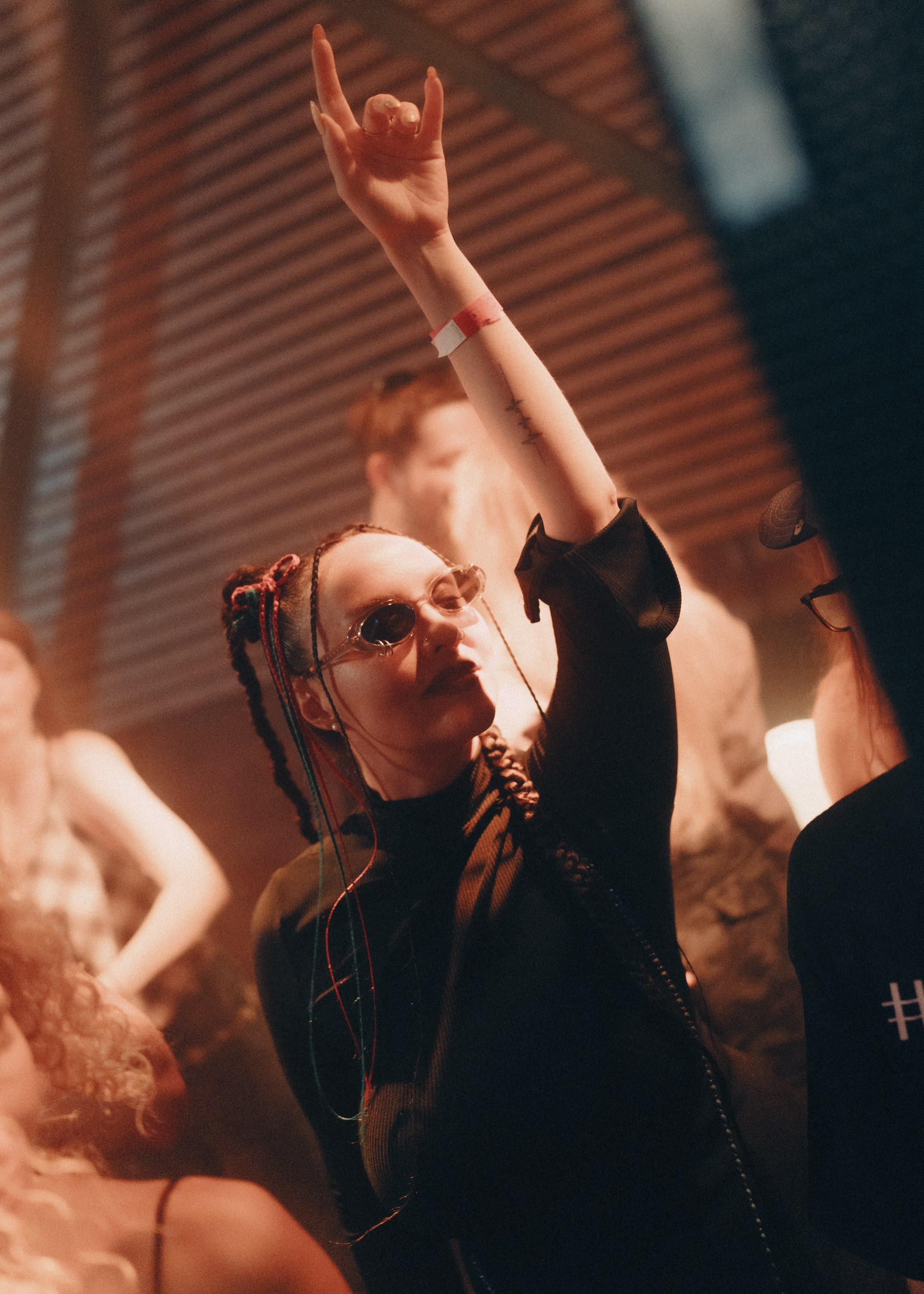 К-30 SLAVIC TECHNO: Police In Paris. Annyshka