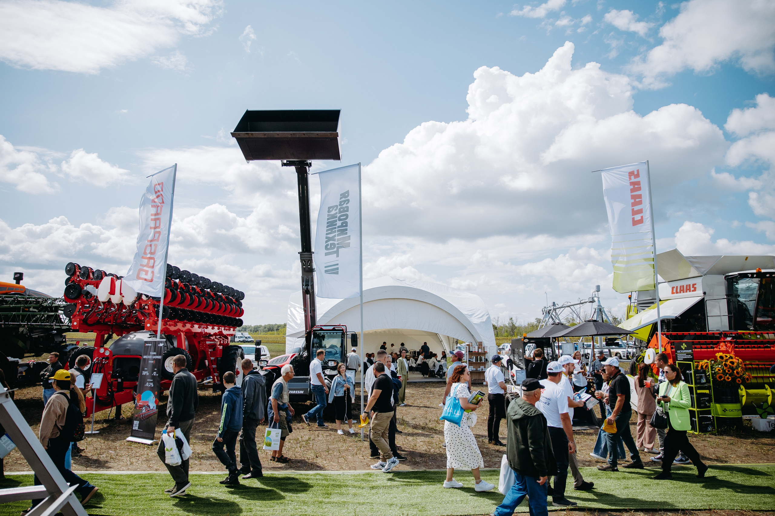 Мировая Техника — День поля. Фотограф в Саратове Александр Кухаренко. И не только в Саратове :)