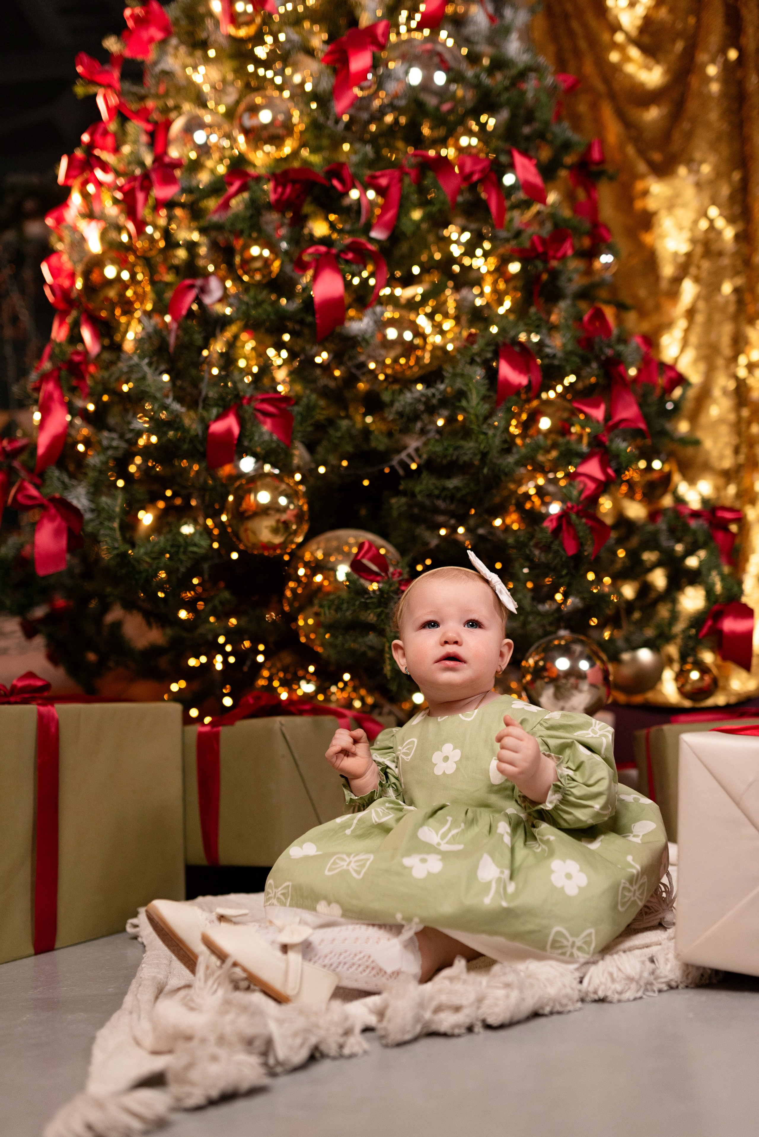Семейная фотосессия в зале Невский фотостудии Питер. Детский и семейный фотограф в Сургуте и Нефтеюганске Анна Старцева