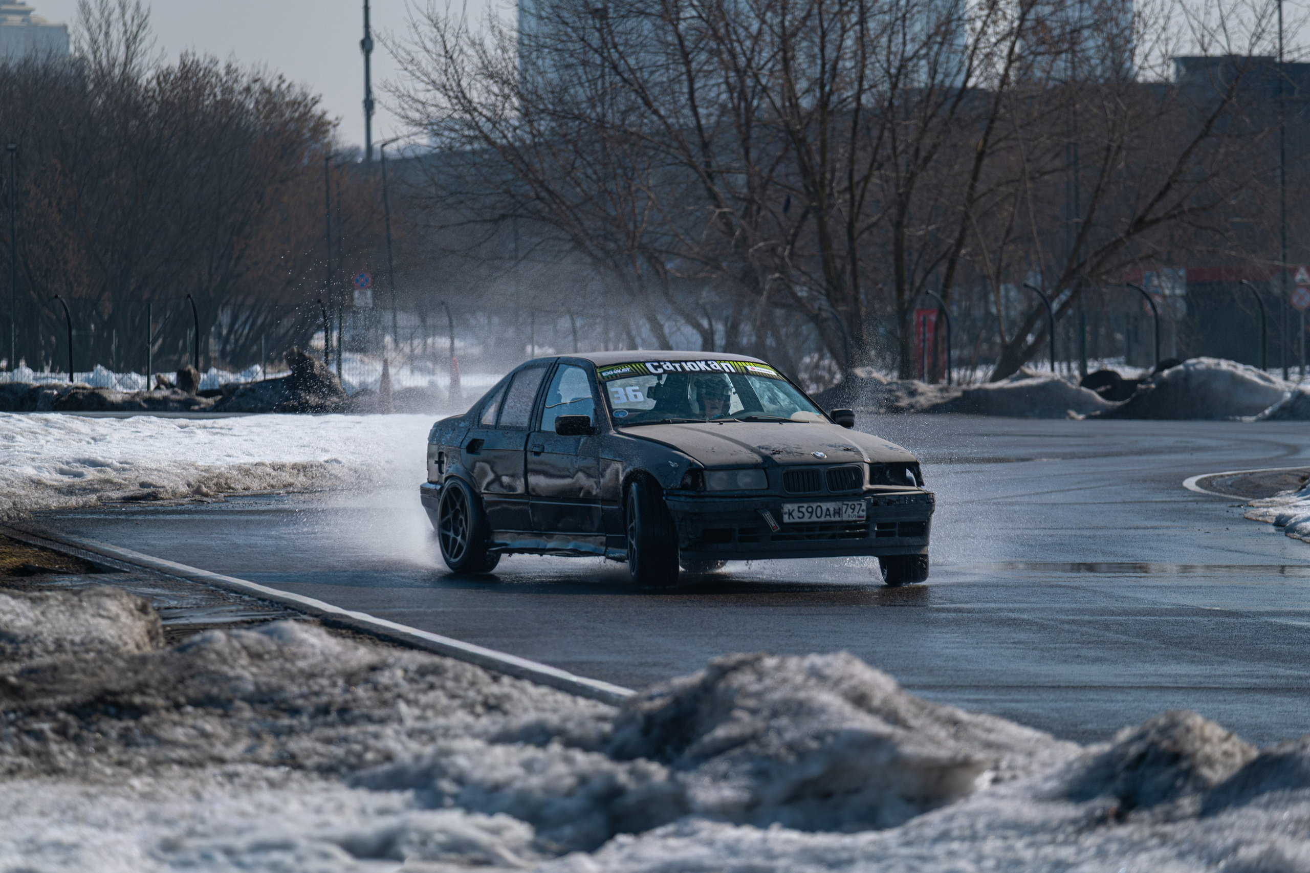 Спортивная автомобильная съемка. Malenkyia