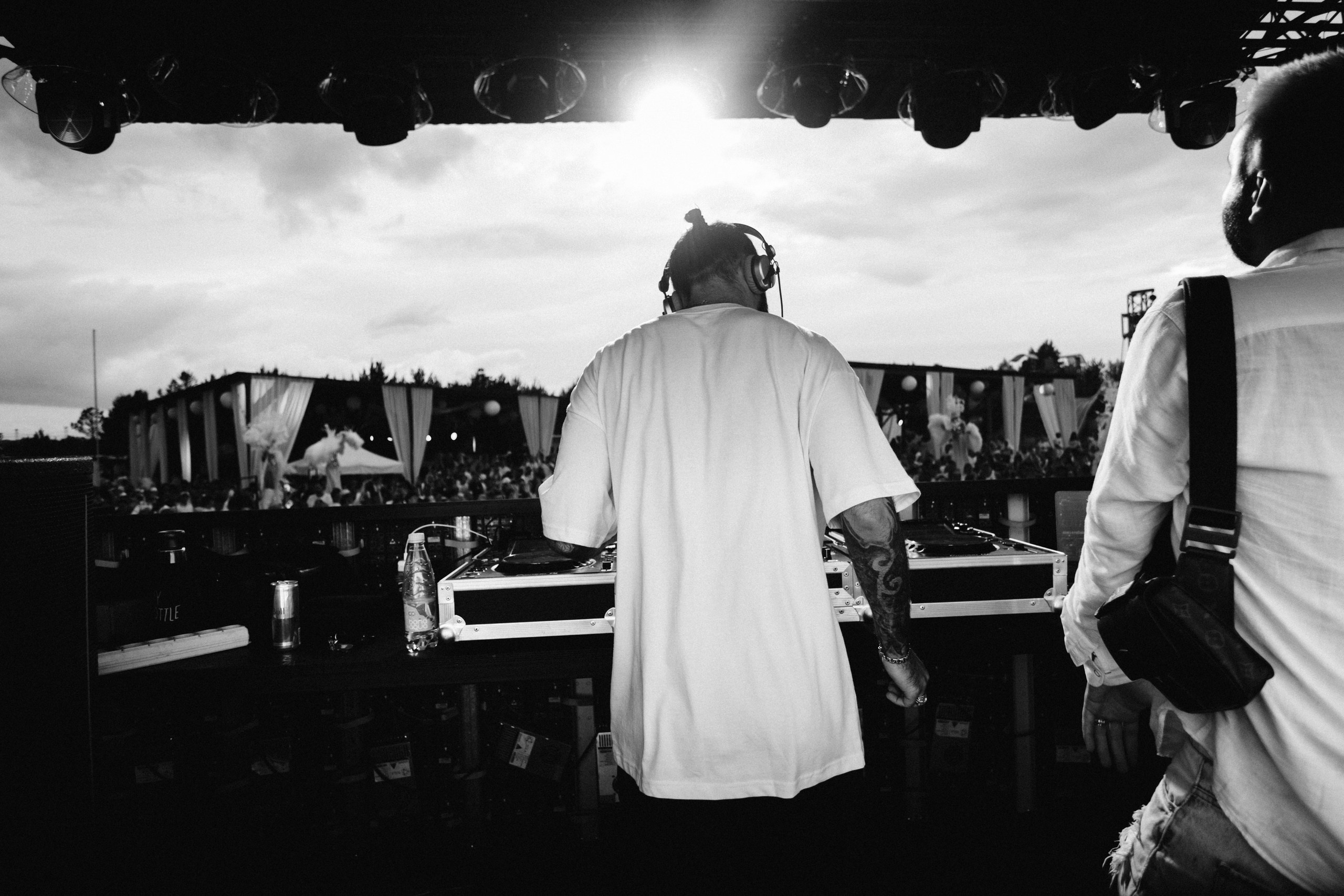 White Party @ Бархат парк. Репортажный фотограф Максим Полянский. Москва, Санкт-Петербург, Красноярск