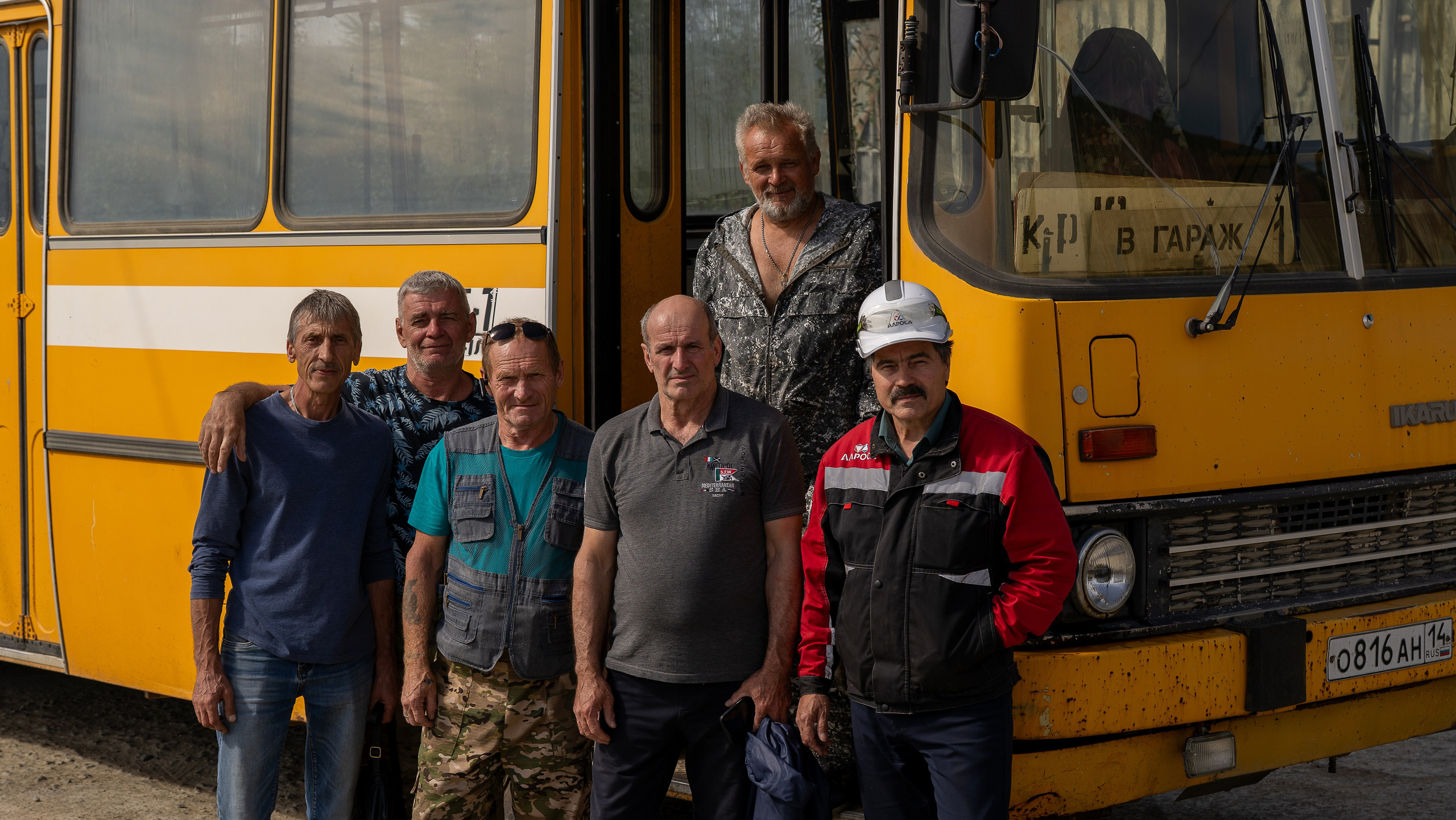 Автобус едет с Якутии в Ростов-на-Дону. Фотографии и видеосъемка, Айхал, Удачный, Якутия. Фотографии Айхал