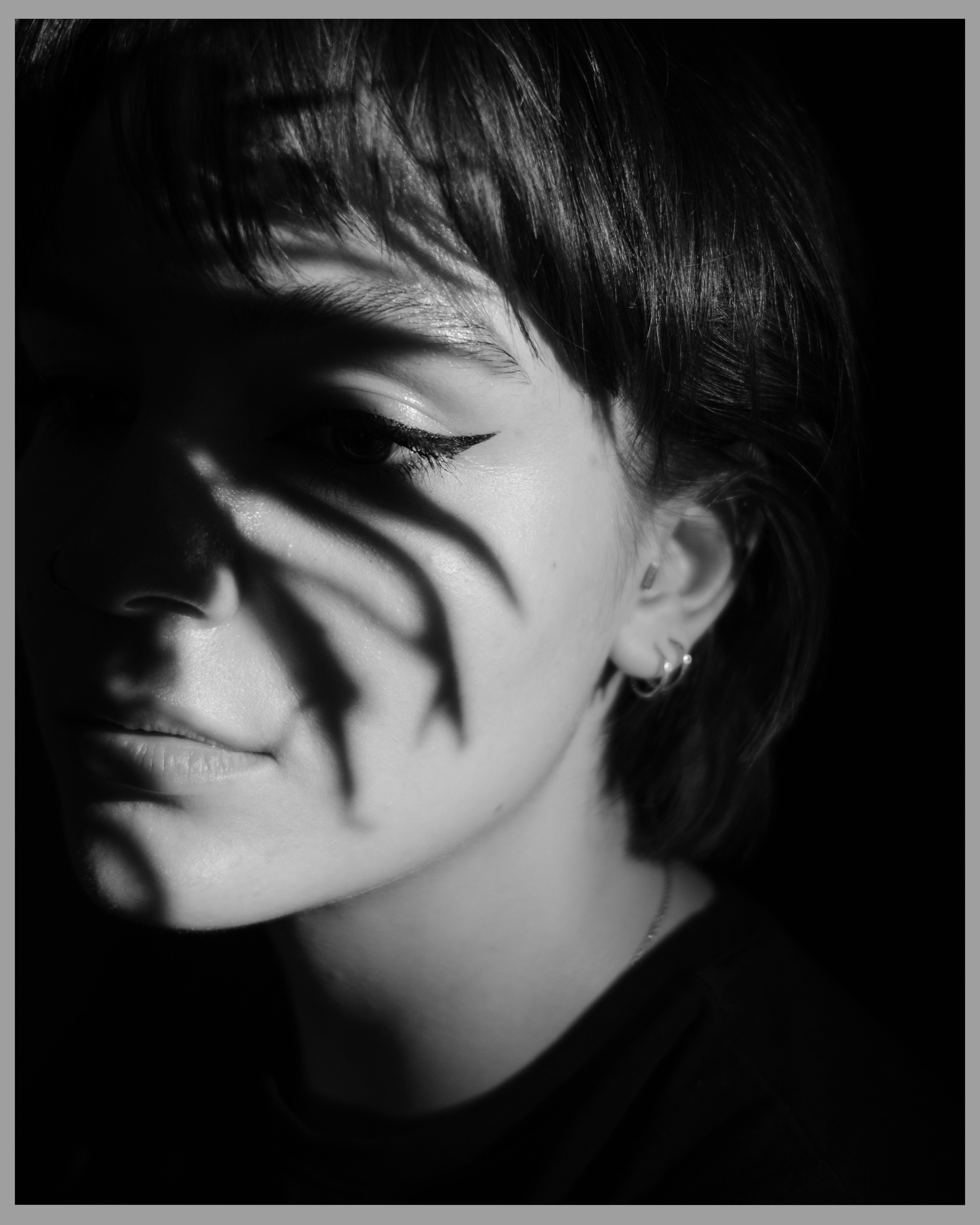 Черный квадрат, 2026. Портретный фотограф в Москве Евгения Яковенко