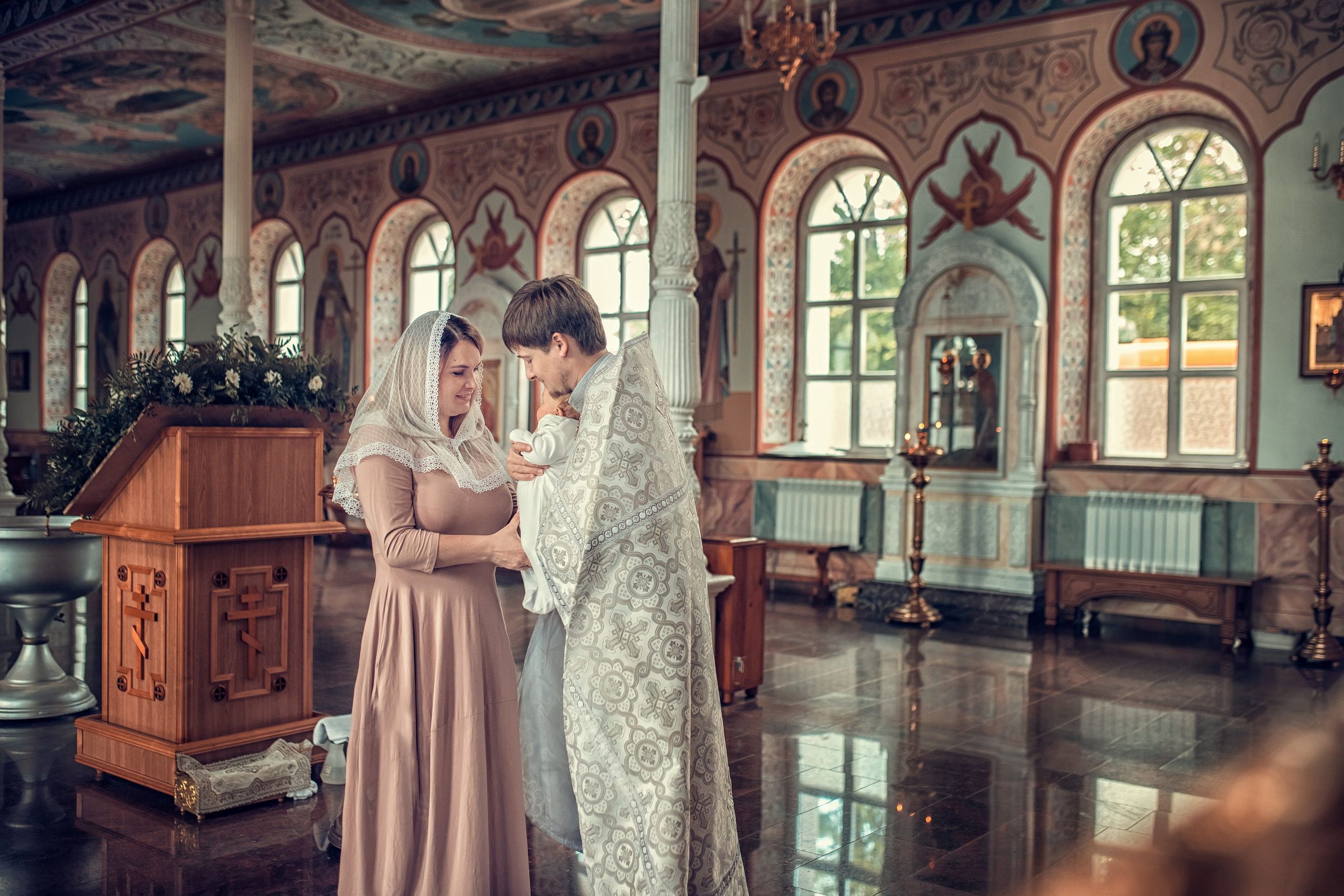 Церковь Александра Невского (в Сормово). Екатерина Крапивина фотограф церковных Таинств в Нижний Новгороде