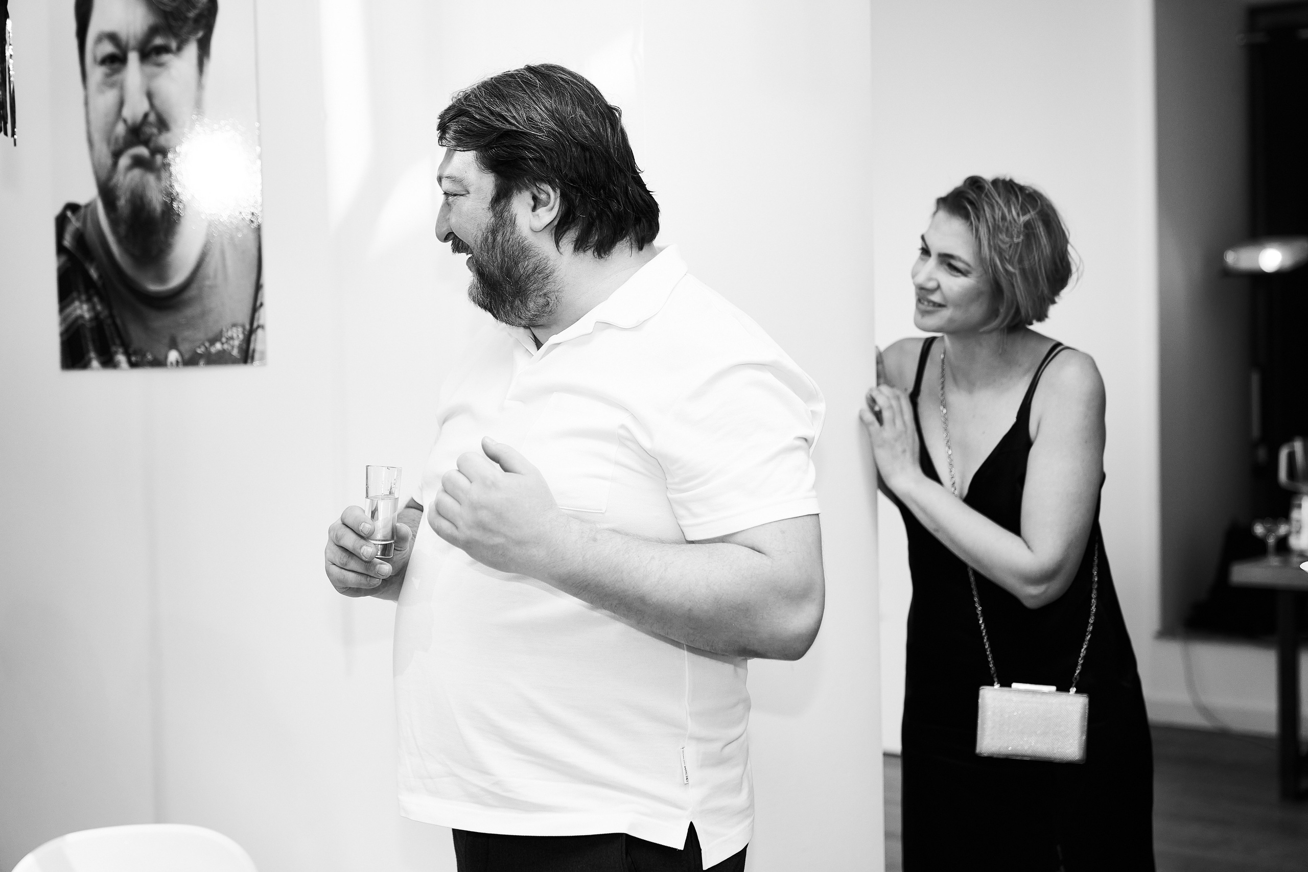 • чёрно-белый репортаж. Фотограф, индивидуальные женские, мужские фотосессии в Ростове-на-Дону