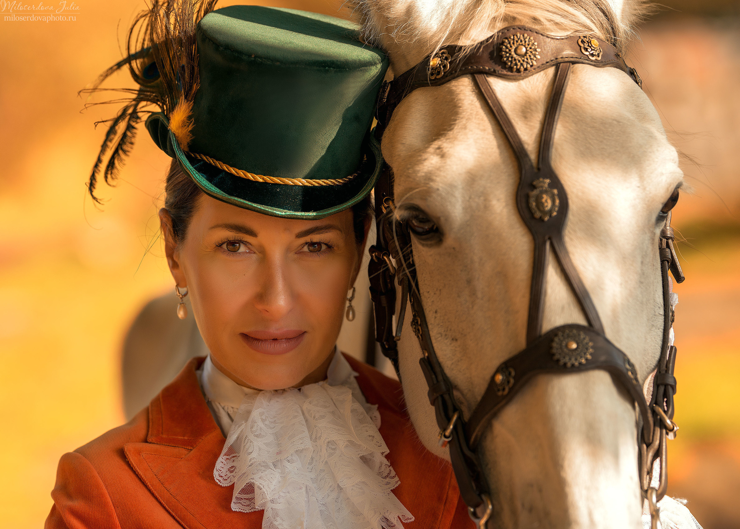 Дамская верховая езда. Фотограф Юлия Милосердова