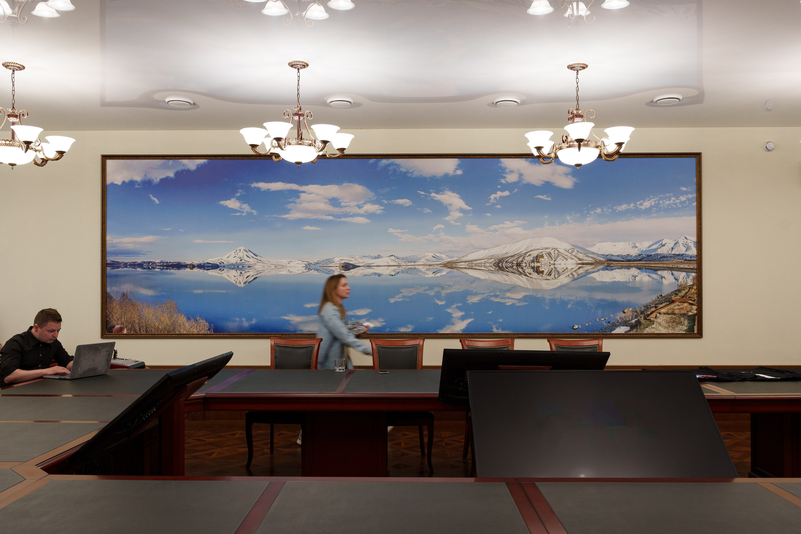 Альбом-портфолио репортажных снимков. Фотограф Ди Садчиков