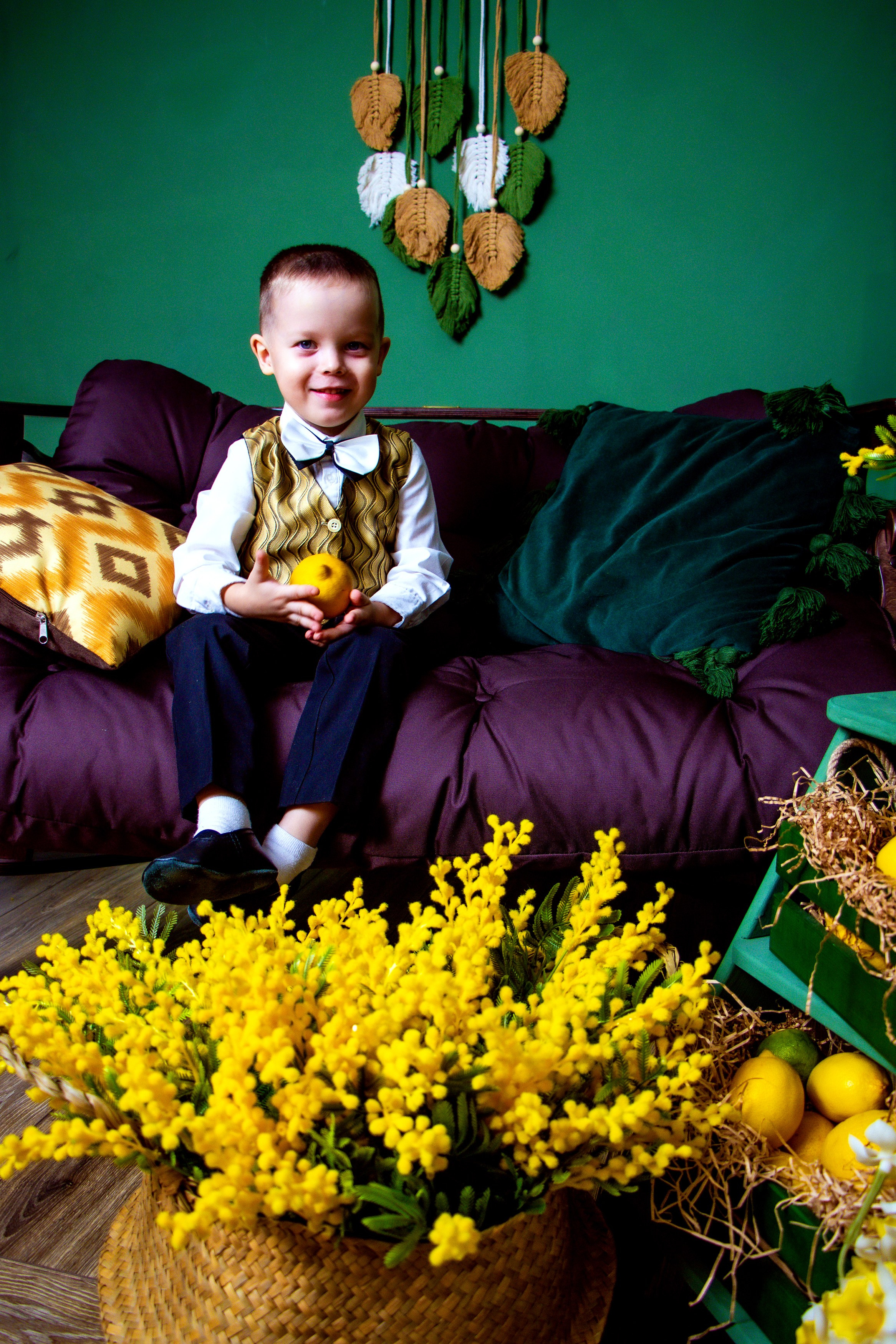 Семейная съемка с мимозой. Фотограф Татьяна Матрос