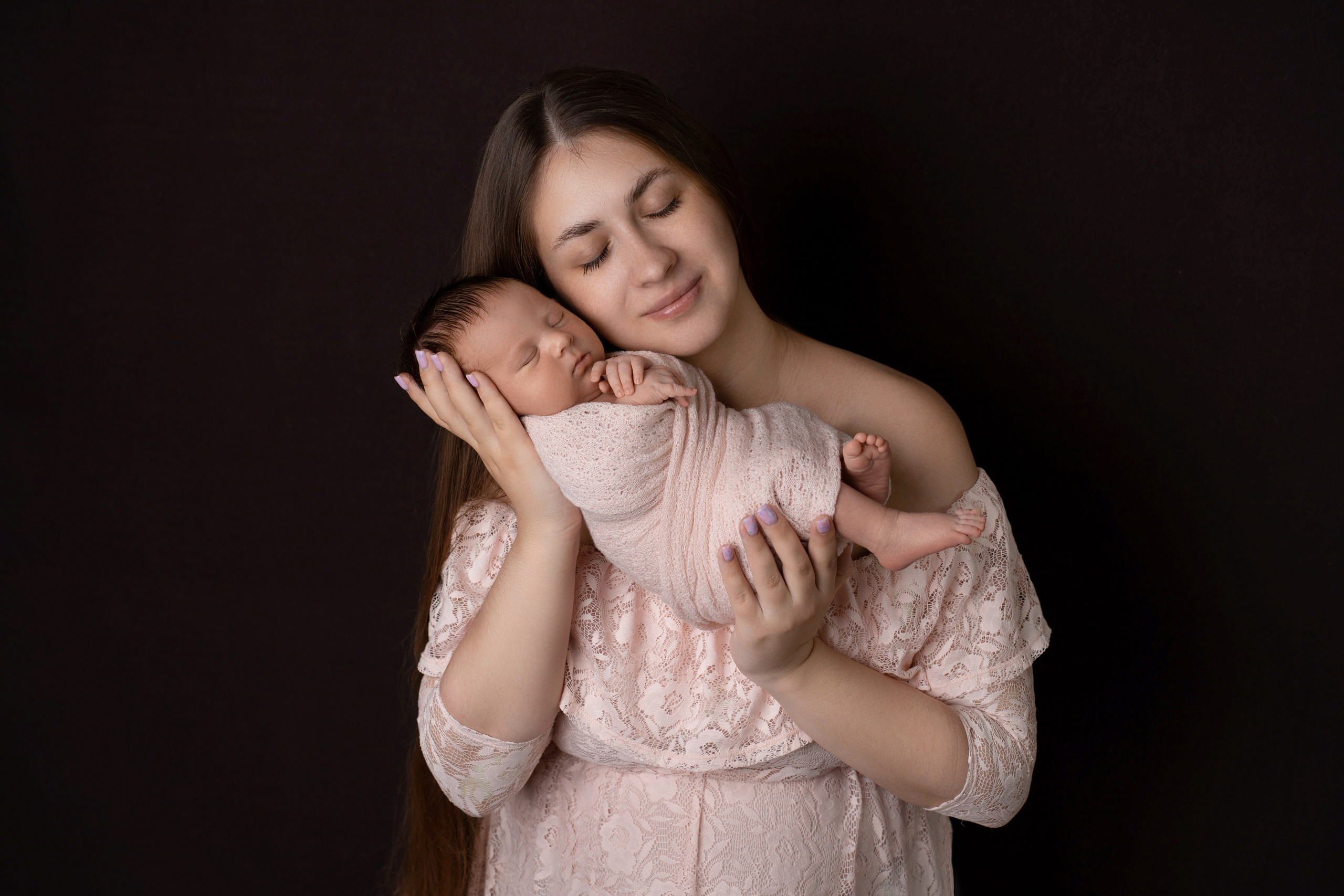 Фото с родителями/Макроснимки. Фотограф новорожденных Оренбург и свадебный фотограф Оренбург