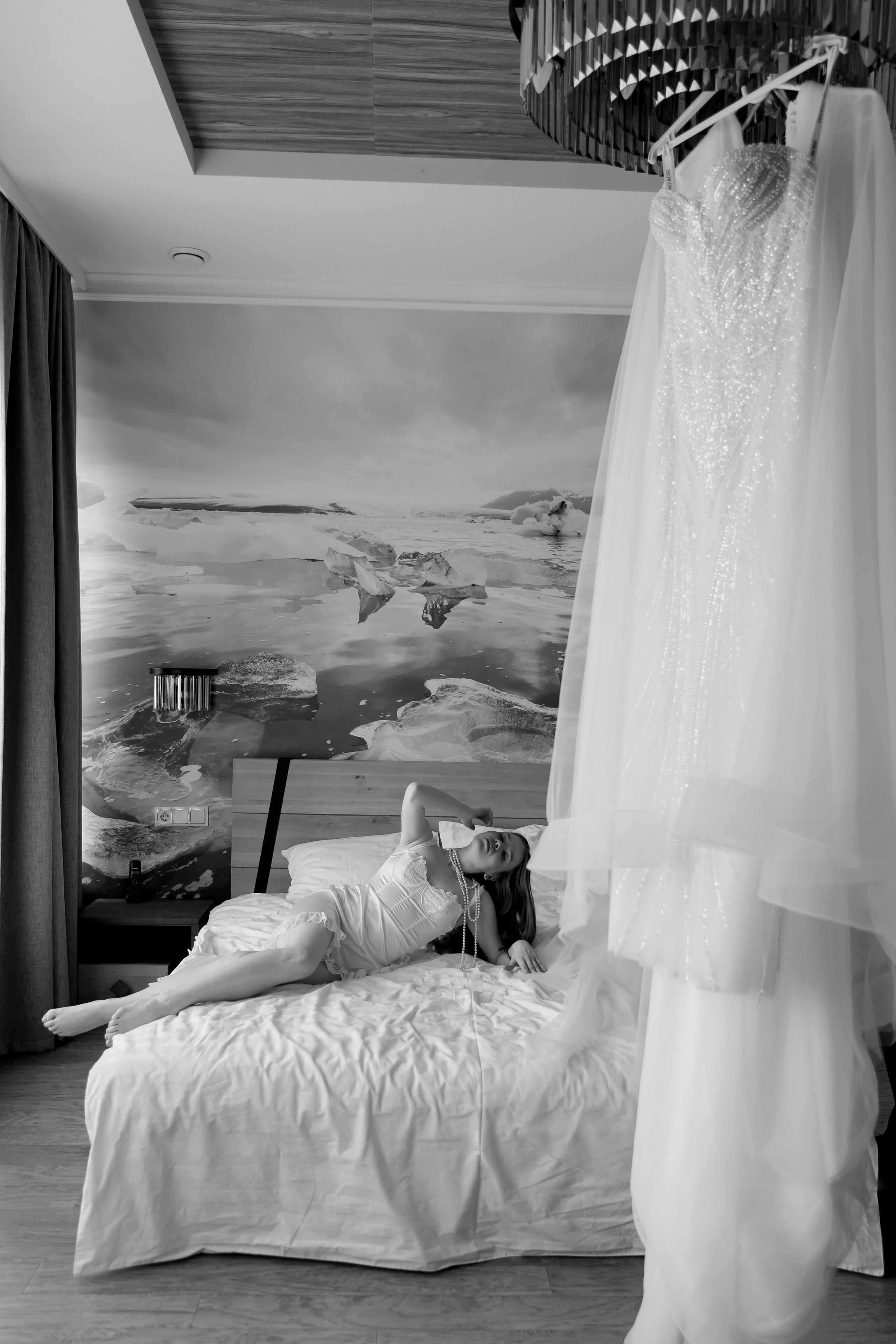 СВАДЕБНАЯ СЬЕМКА СБОРОВ В ОТЕЛЕ И ВЫЕЗД НА ЦЕРЕМОНИЮ (СНЯТО В СИБИРЕ В НИЖНЕВАРТОВСКЕ). Профессиональный фотограф, Санкт-Петербург — Виктория Богомолова