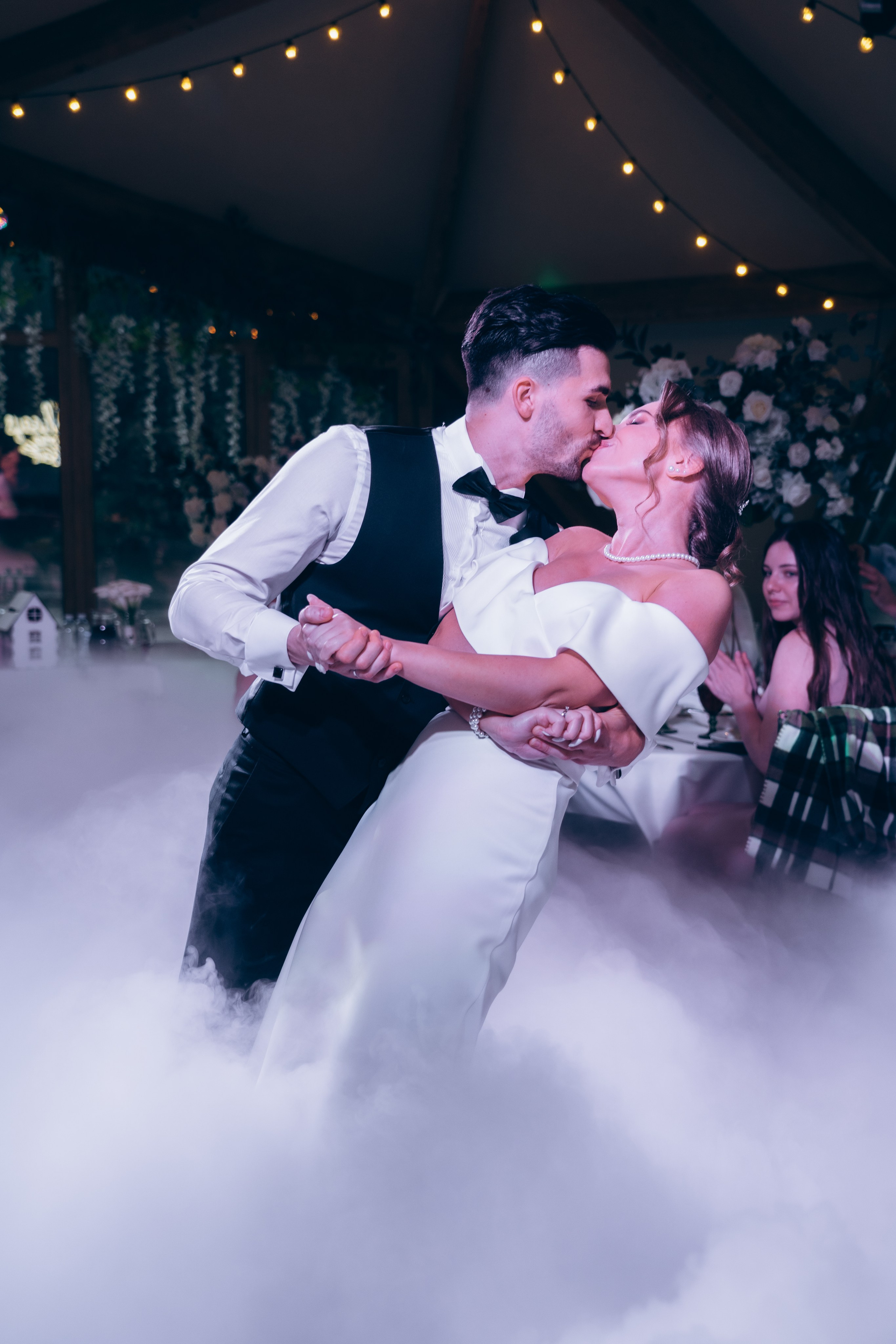 Анна и Павел (Загородный клуб ARTILAND). Фото & Видео Агенство