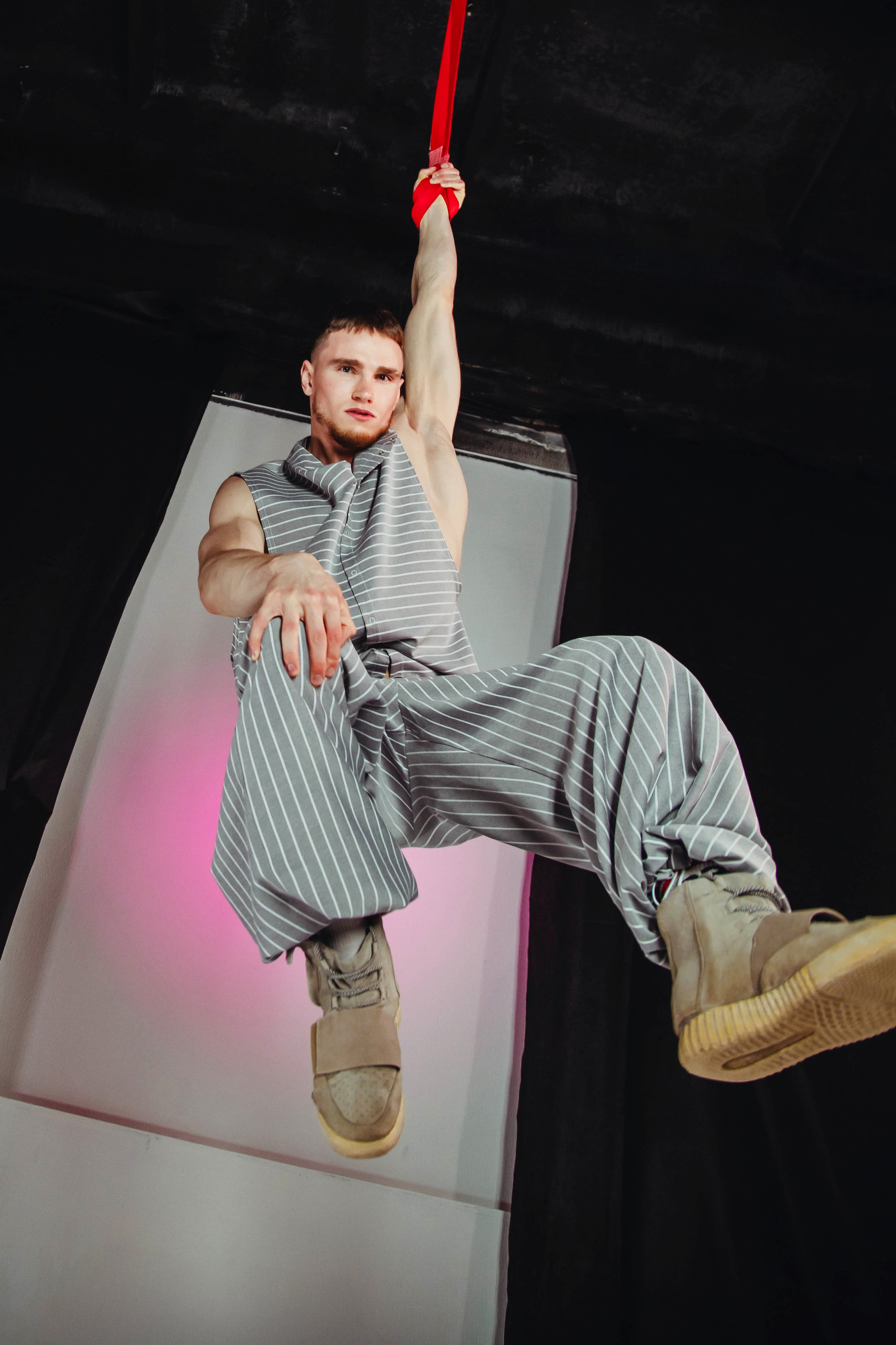 Дизайнерская одежда «Tony Clou». Портретный фотограф в Екатеринбурге Дарья Жужгова