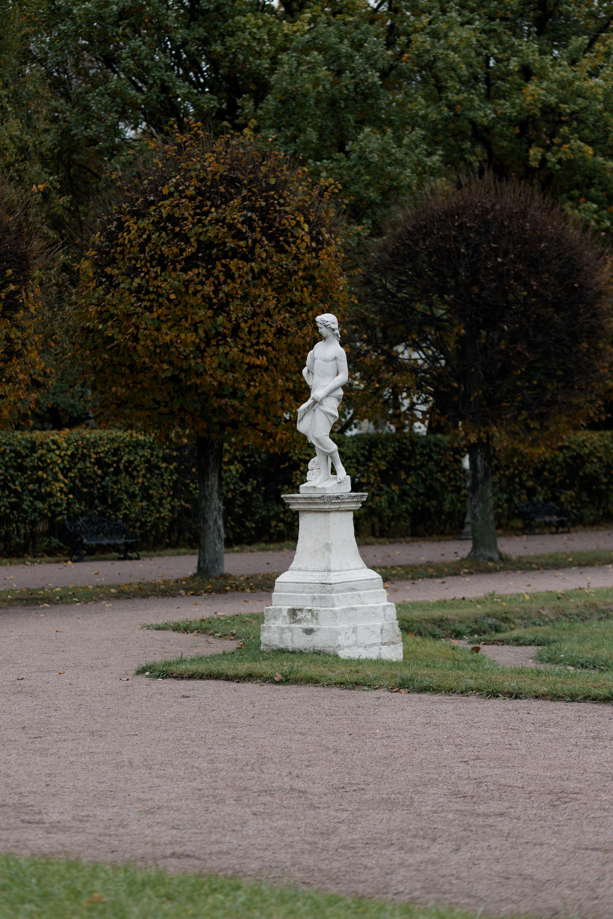 Даниил и Анастасия прогулка по Кусково. Свадебный фотограф в Москве
