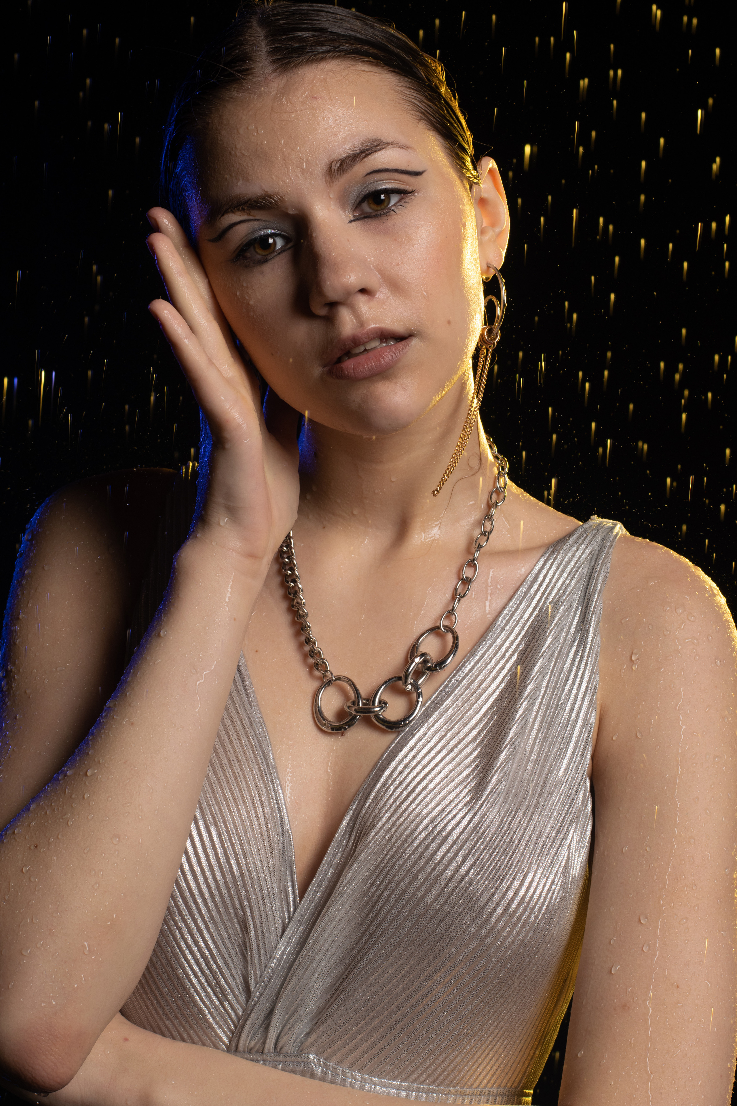 Женский портрет. Главная