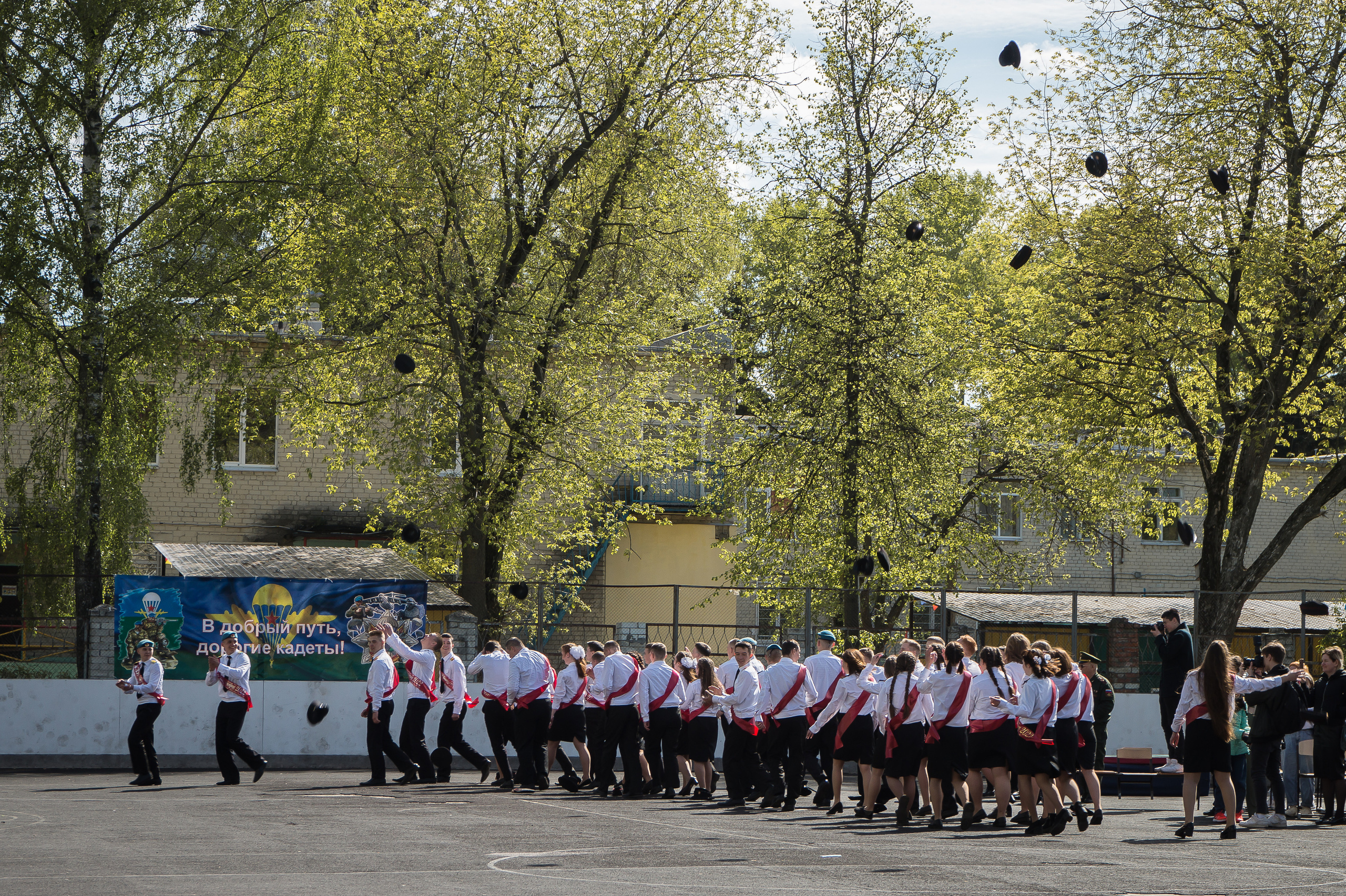Фотосъемка в детском саду фотосъемка в школе Дипломы Выпускник Фотопла. Фотосъемка в детском саду и школе. Фотоальбомы и фотокниги ВЫПУСКНИК