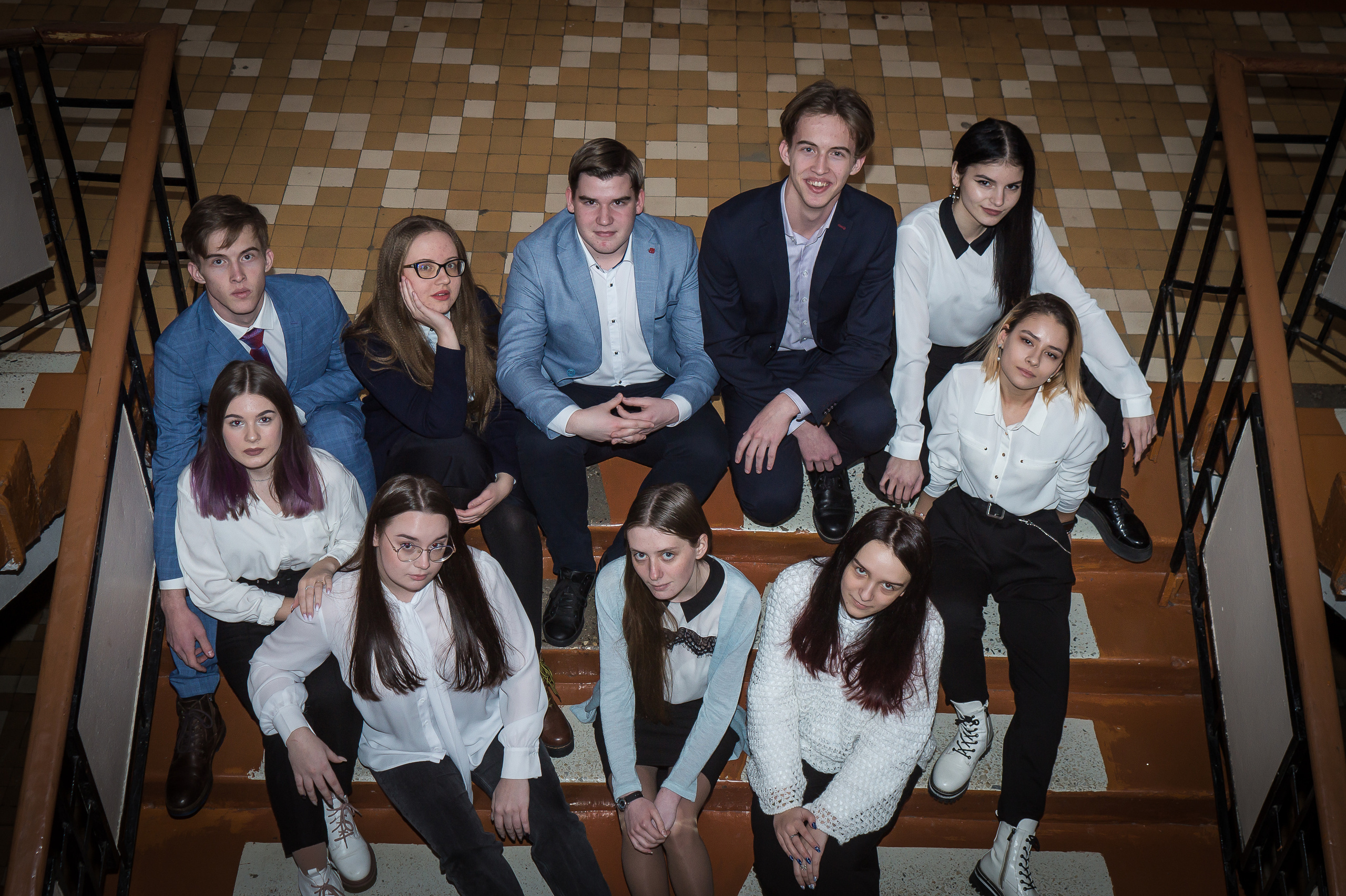 Школа № 22 11"А». Фотосъемка в детском саду и школе. Фотоальбомы и фотокниги ВЫПУСКНИК