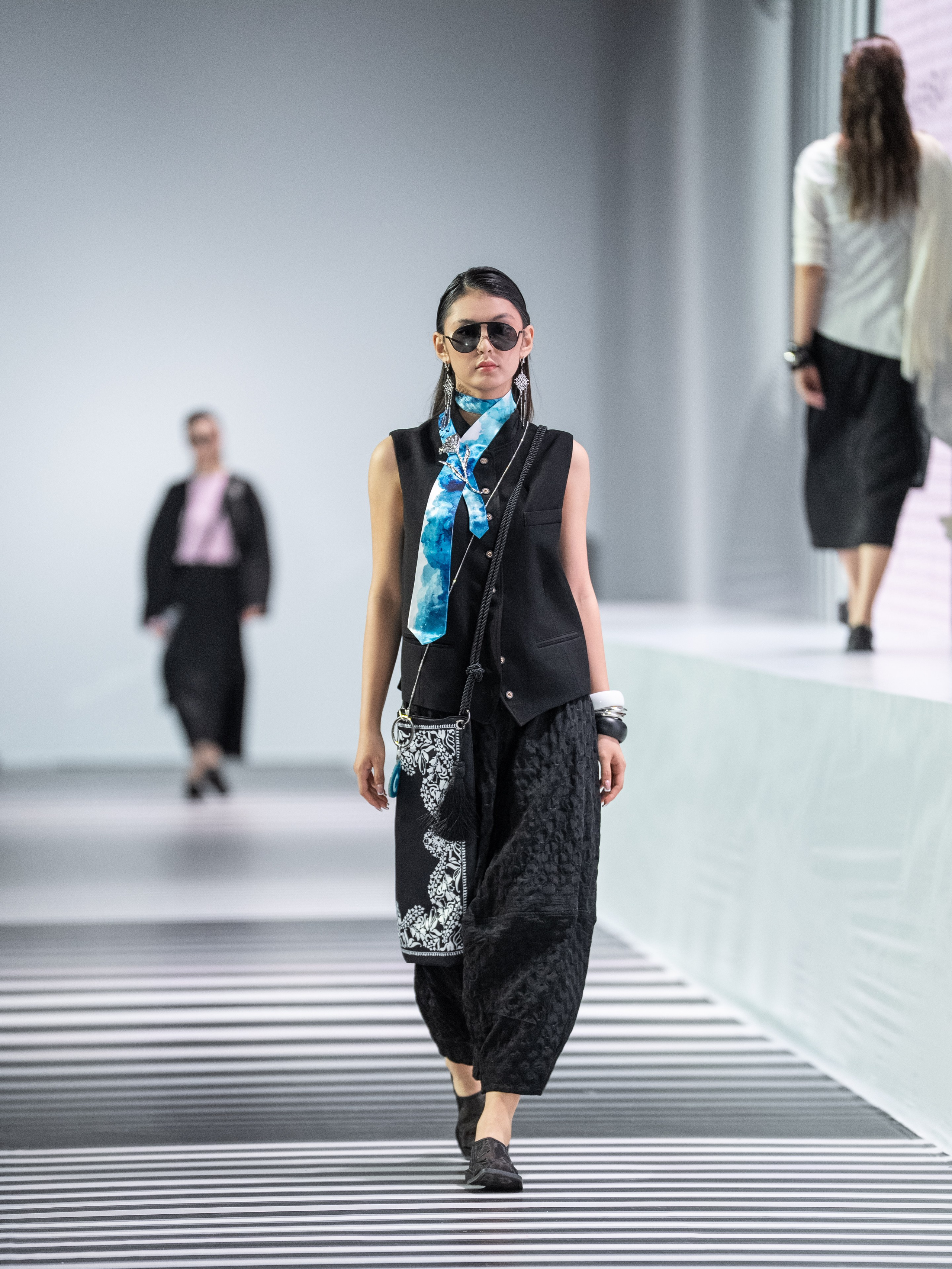 Brand Shakerbay. Сайт Алматинского НЮ АРТ, будуар и фэшн фотографа Дениса Карпенко