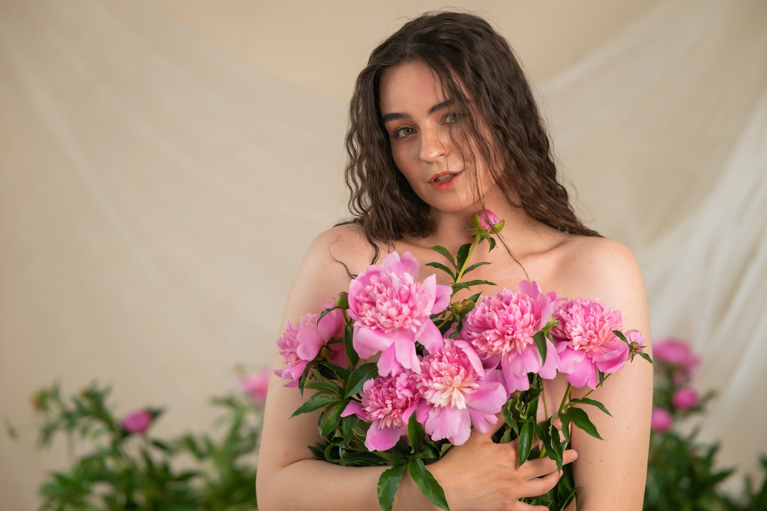 Фотосессия с пионами. Фотограф и Видеограф Алексей Удовиков