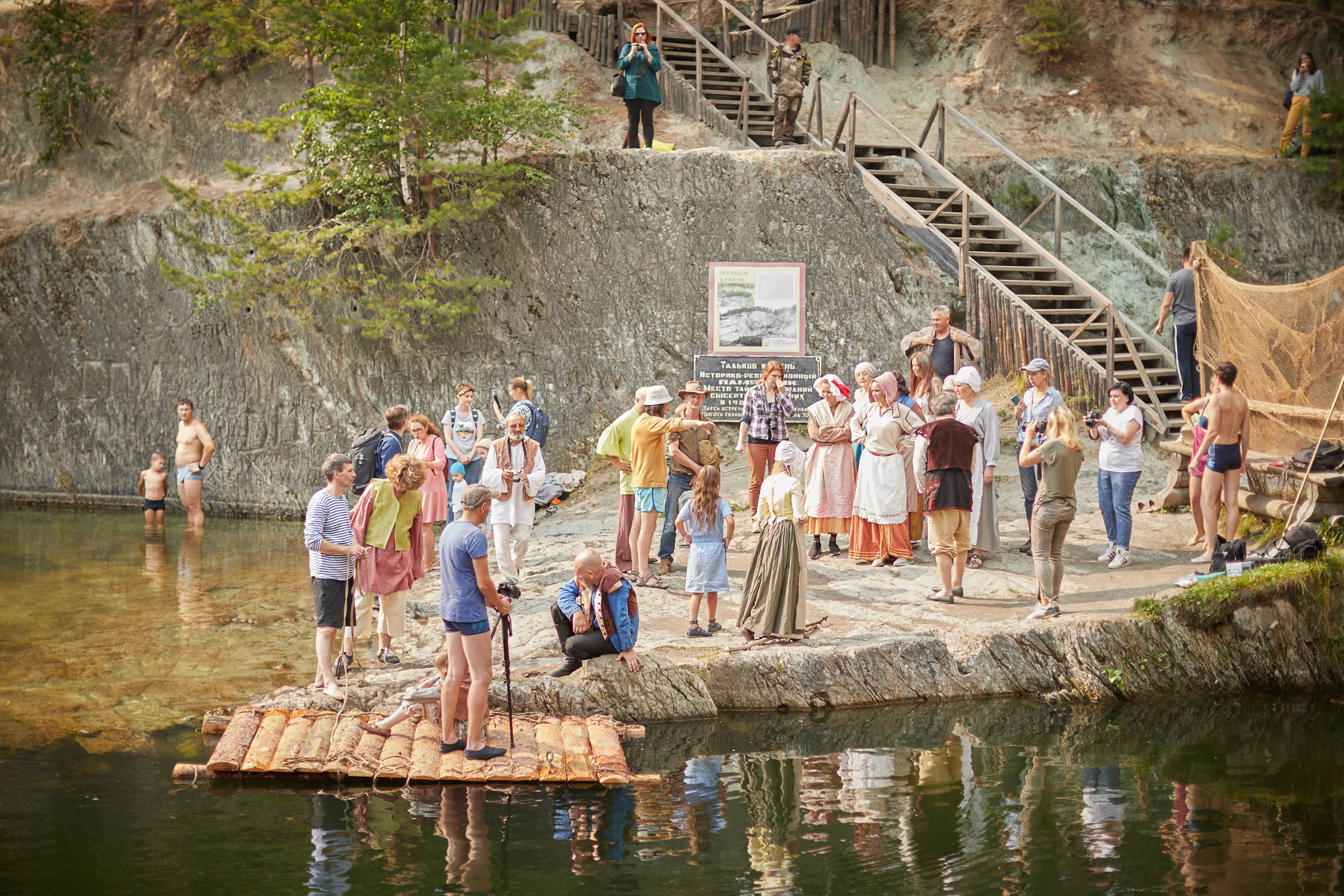 Фотограф на съемку бекстейджа съемки фильма. Контент для бизнеса в Екатеринбурге Полдень Медиа