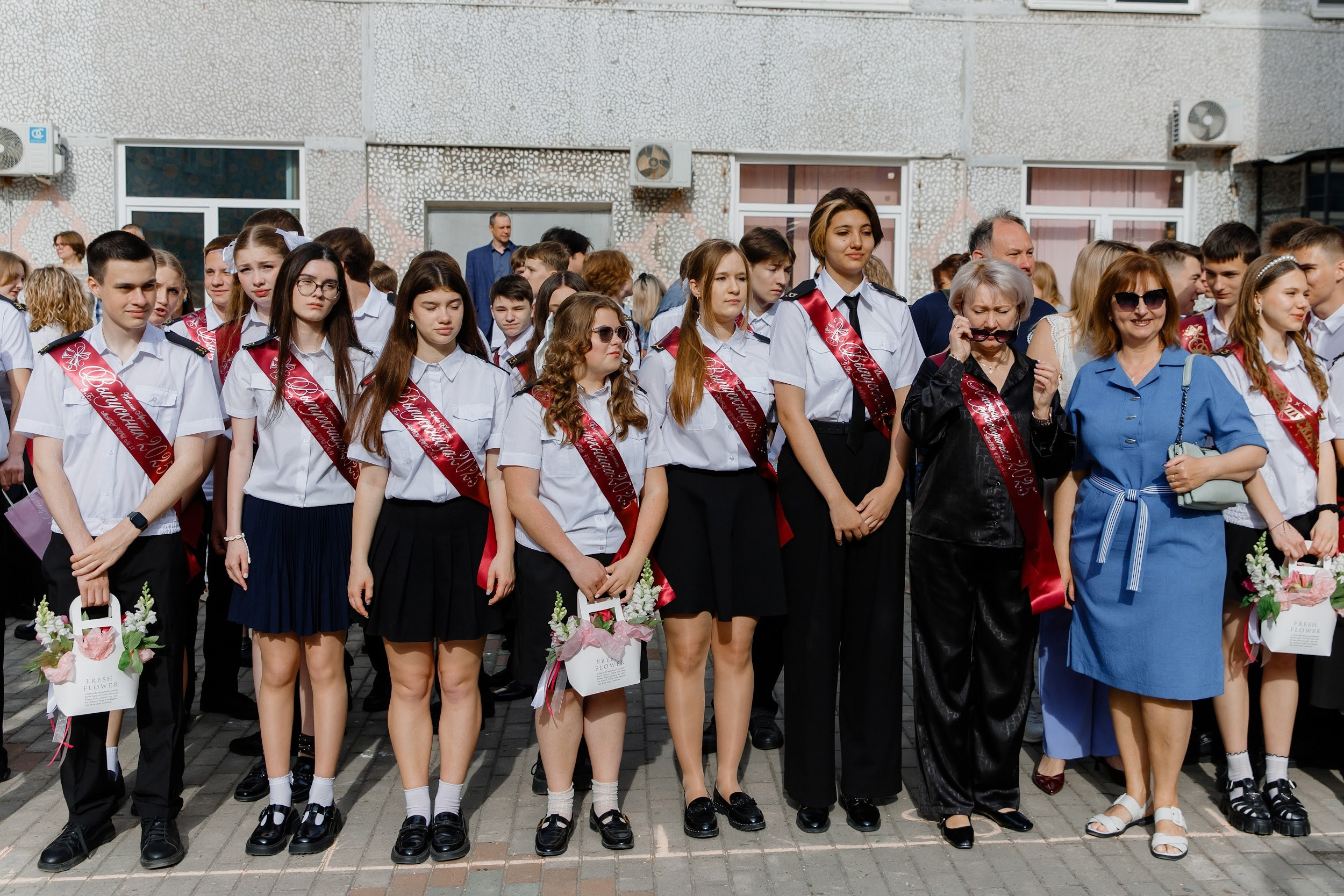 9 класс 33 школа. Выпускные альбомы Натальи Бутко: Новороссийск, Анапа, Геленджик