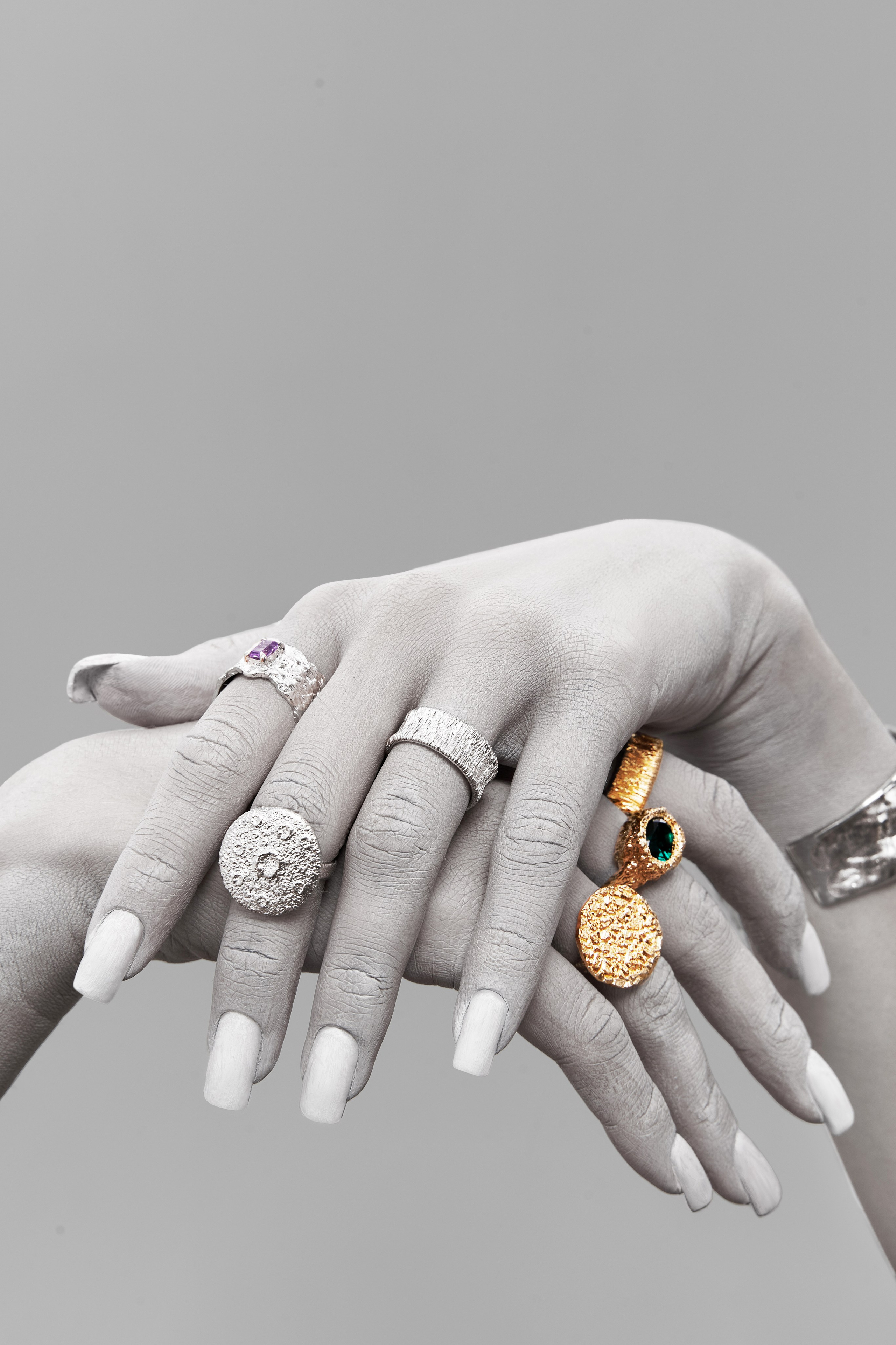 Ювелирные украшения. Фотограф для маркетплейсов в Москве