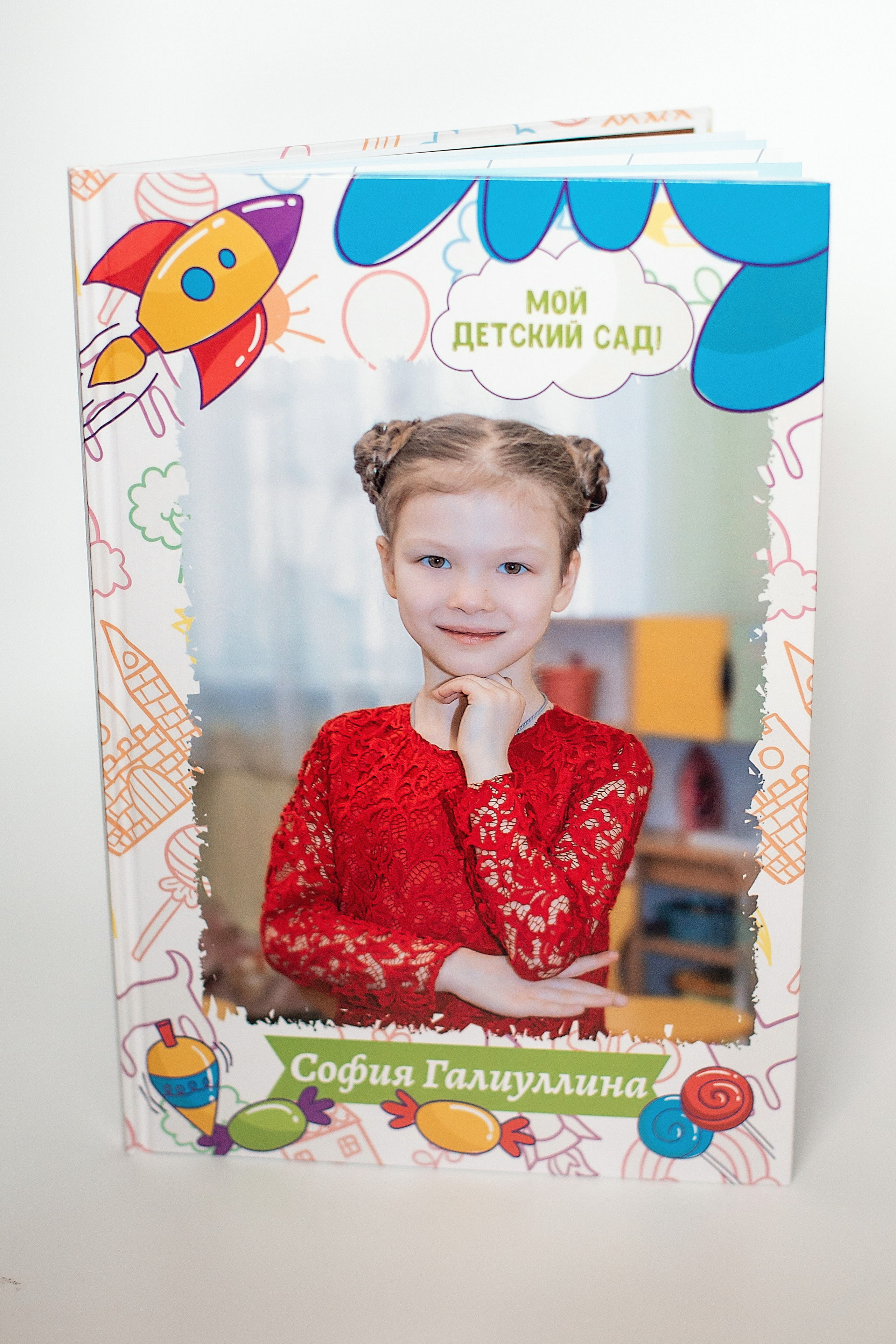 Выпускной фотоальбом 2025. Семейный фотограф в Санкт-Петербурге