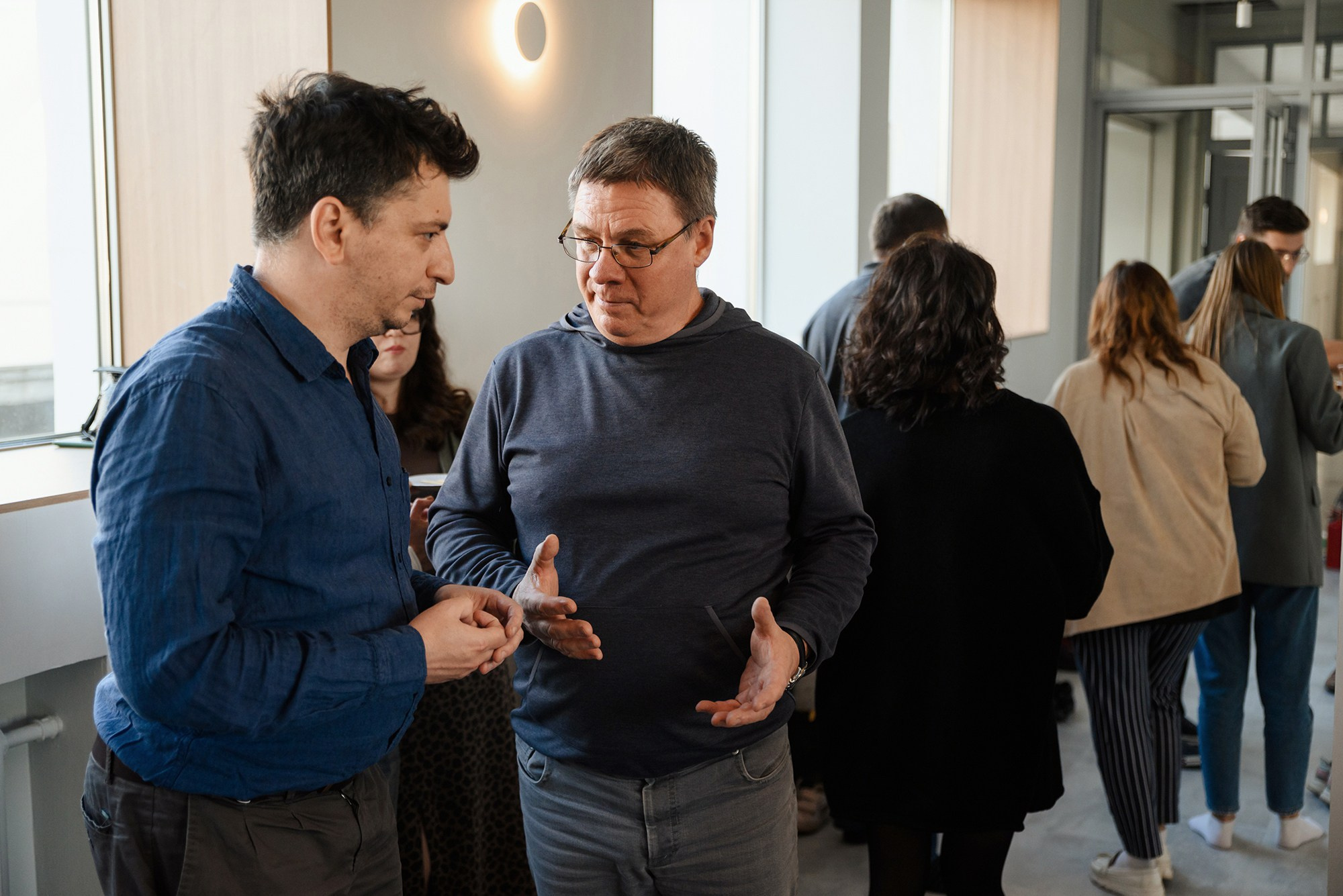 Репортажная сьёмка для R1.Lab Открытие нового офиса!. Константин Солодянкин — свадебный и репортажный фотограф в Екатеринбурге и Верхней Пышме