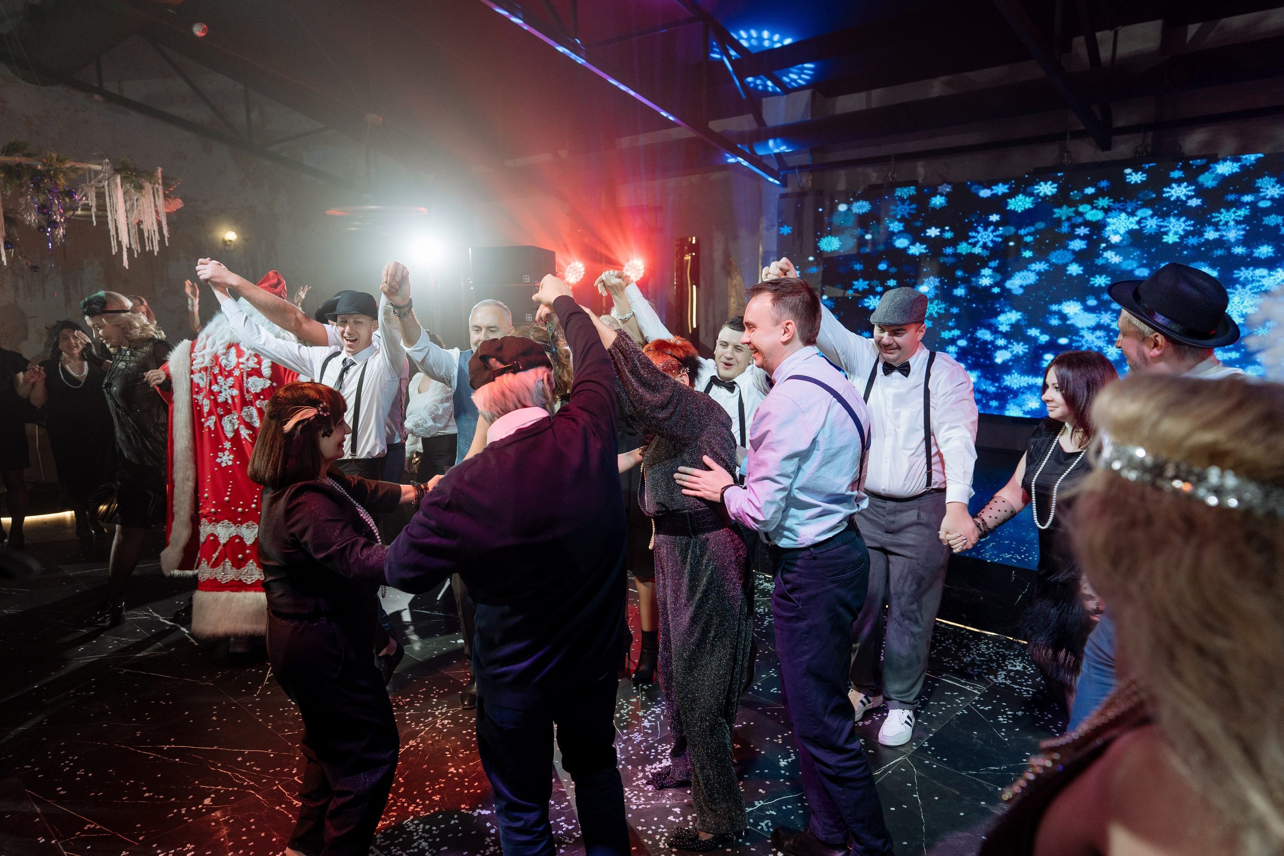 Альбион Тур