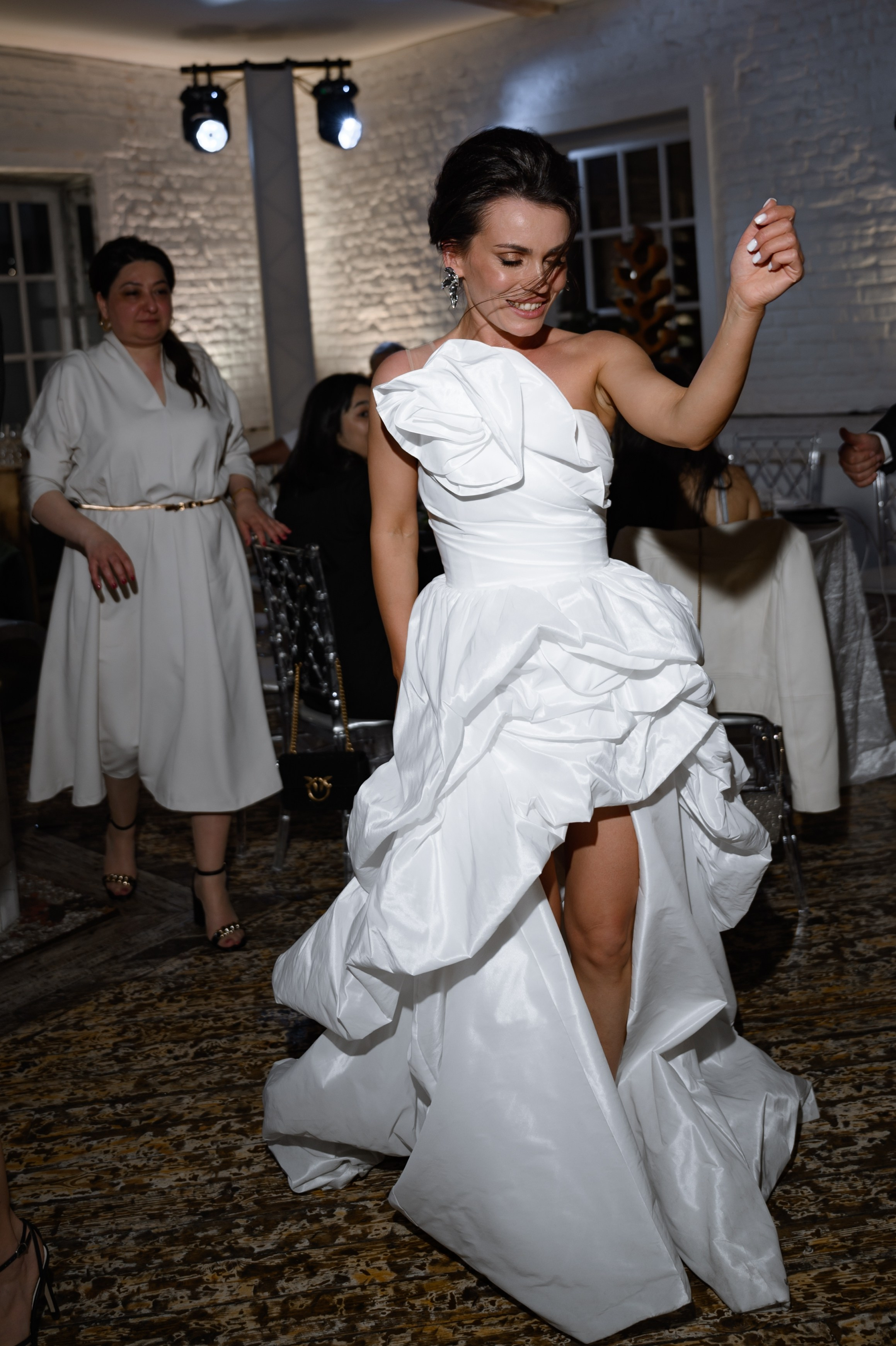 23.08.2024. RETOUCH-HOUSE