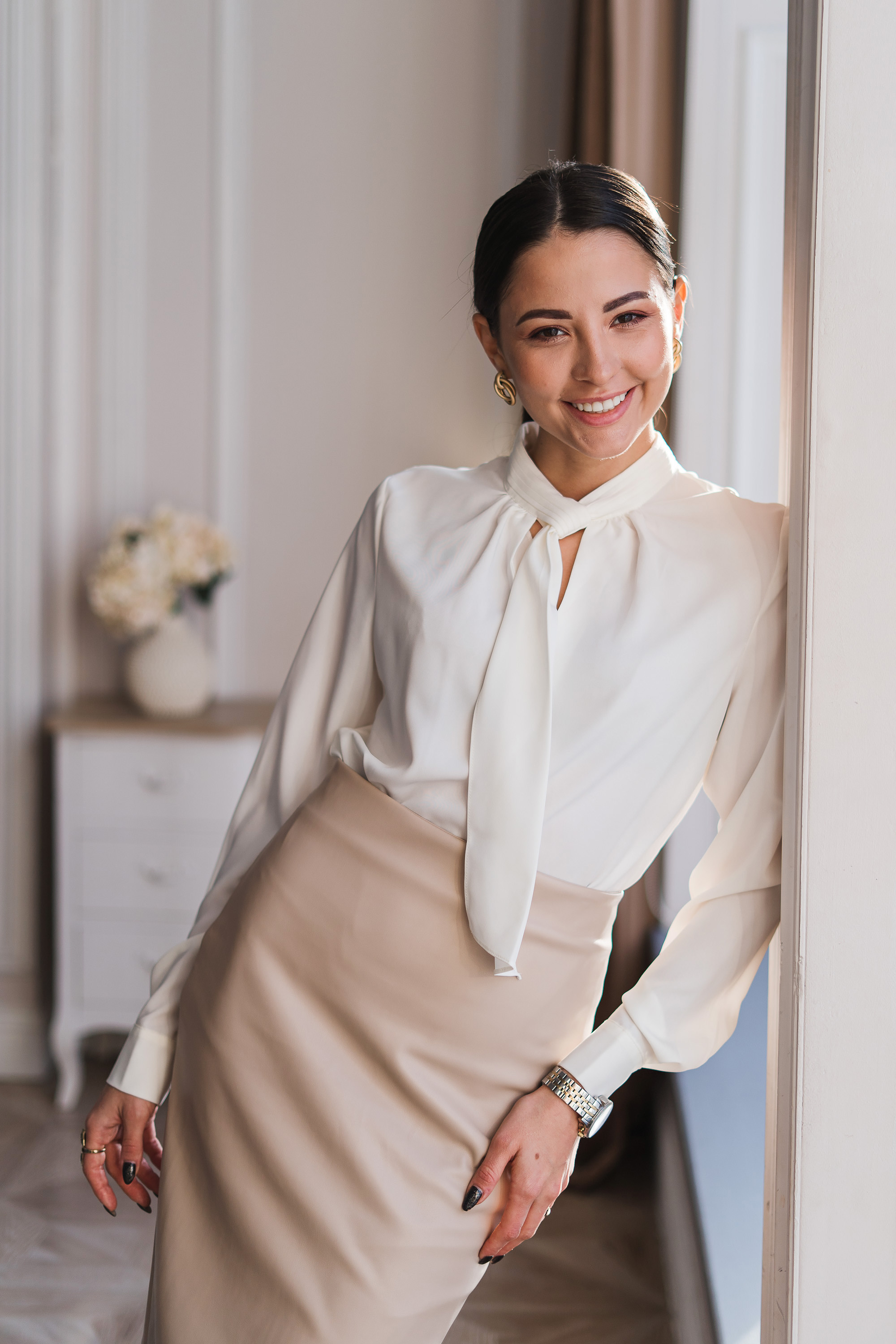 Деловая Бизнес бренд фотосессия для SMM визуализатора в москве