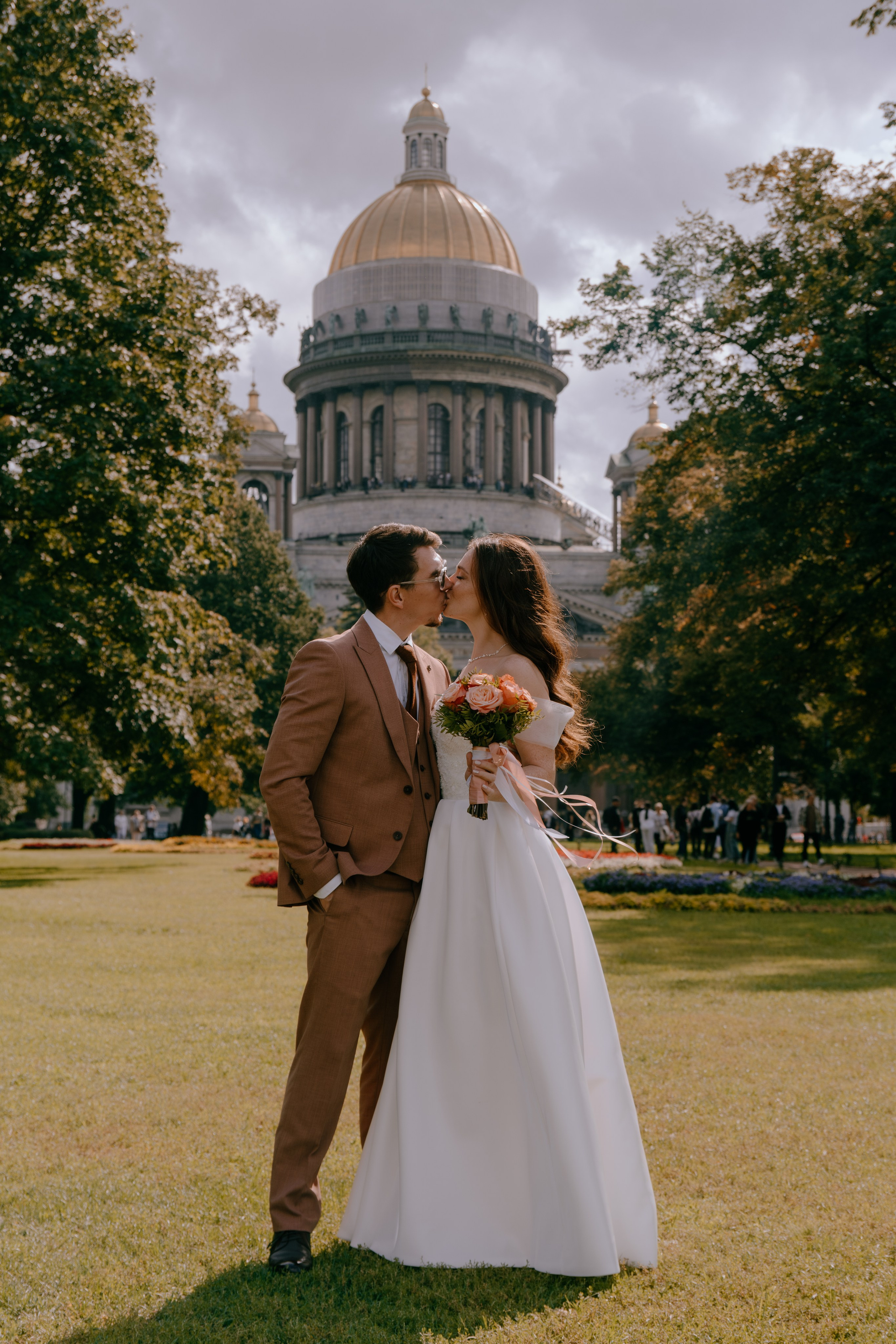 Свадебные съемки. Фотограф и видеограф в Северной столице