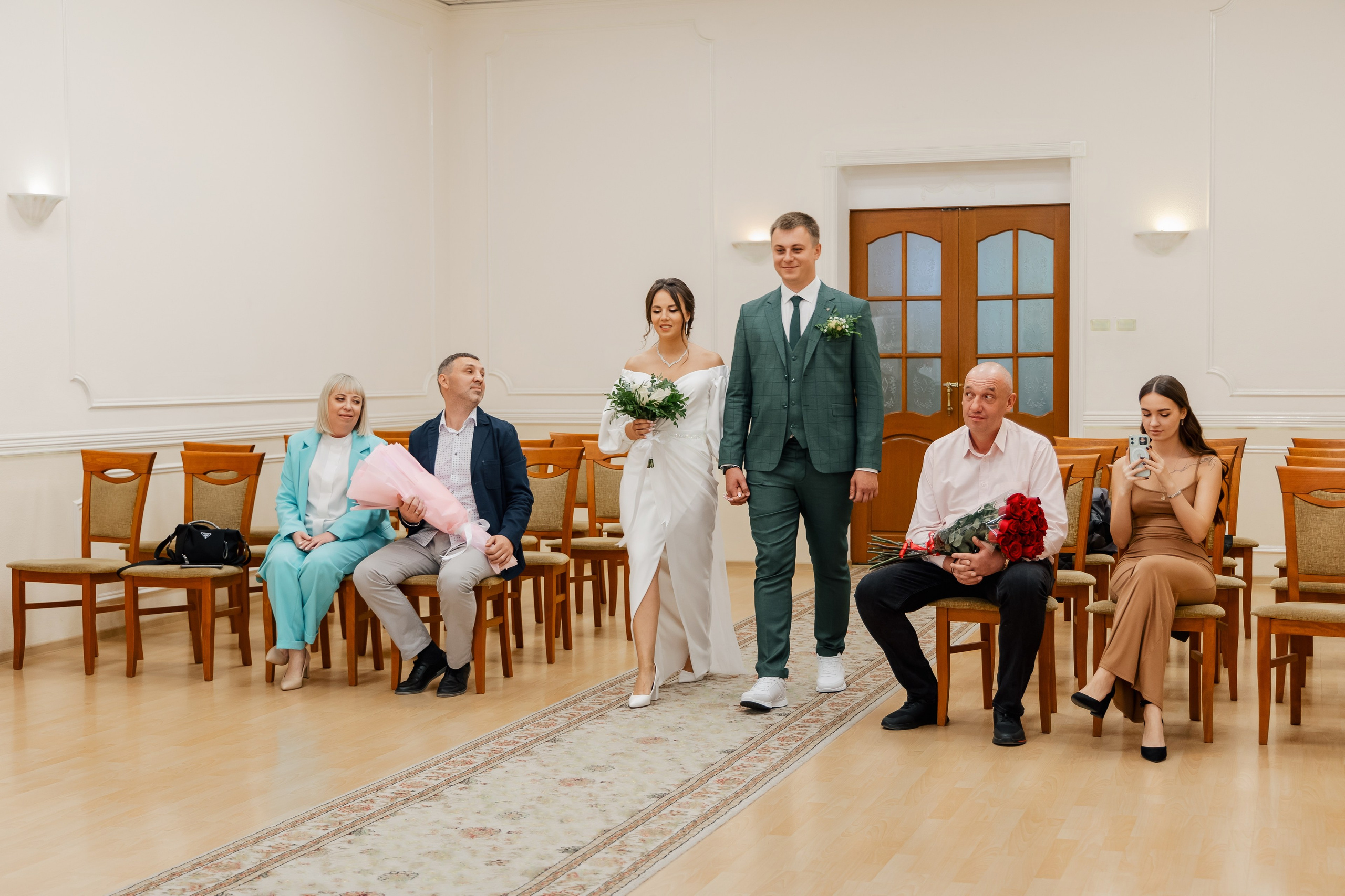 Олег и Юлия. Свадебная прогулка. Свадебный фотограф в Хабаровске