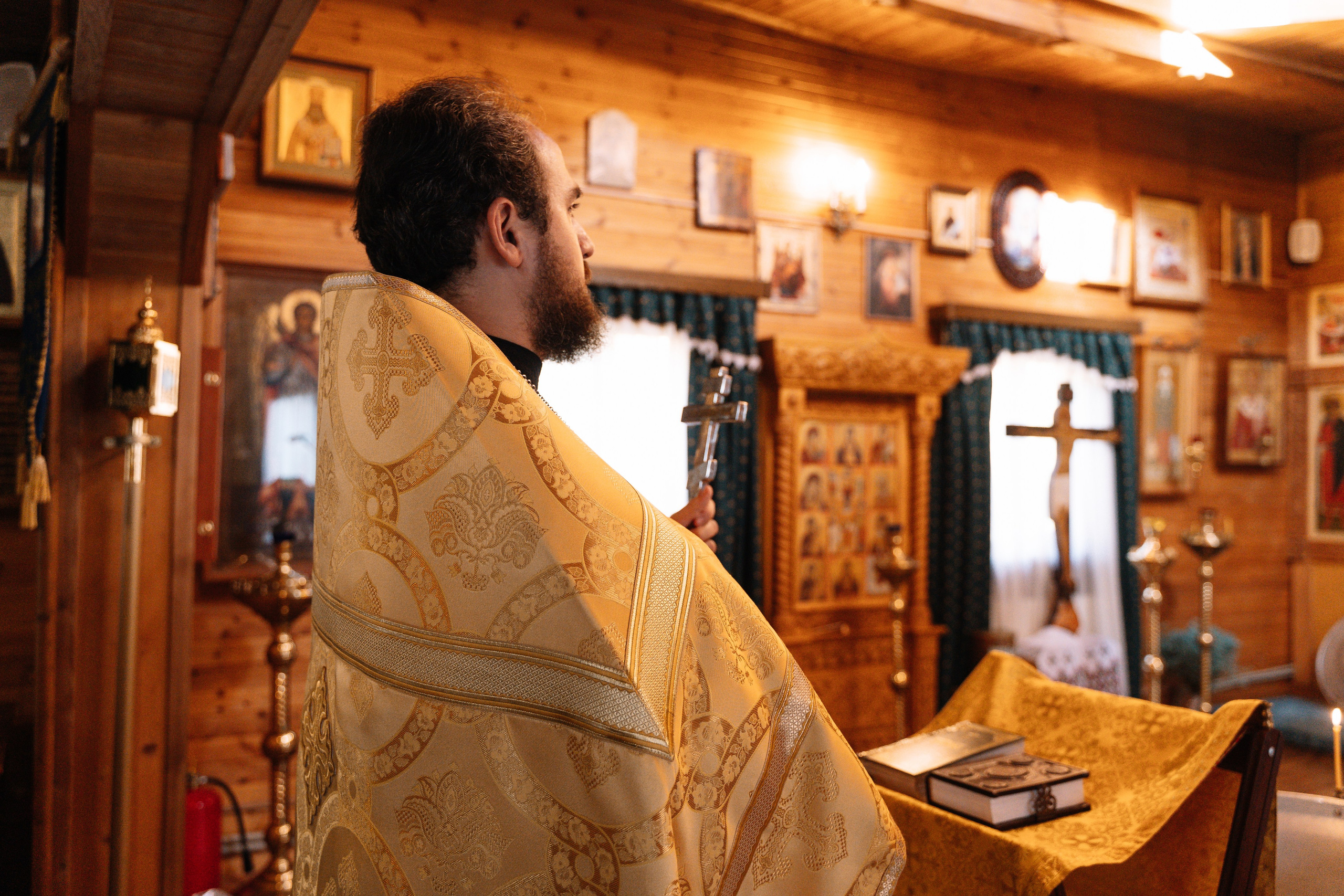 Крестины в Покровской церкви. Фотограф в Москве Анна Москаленко. Съёмки Москва и Подмосковье