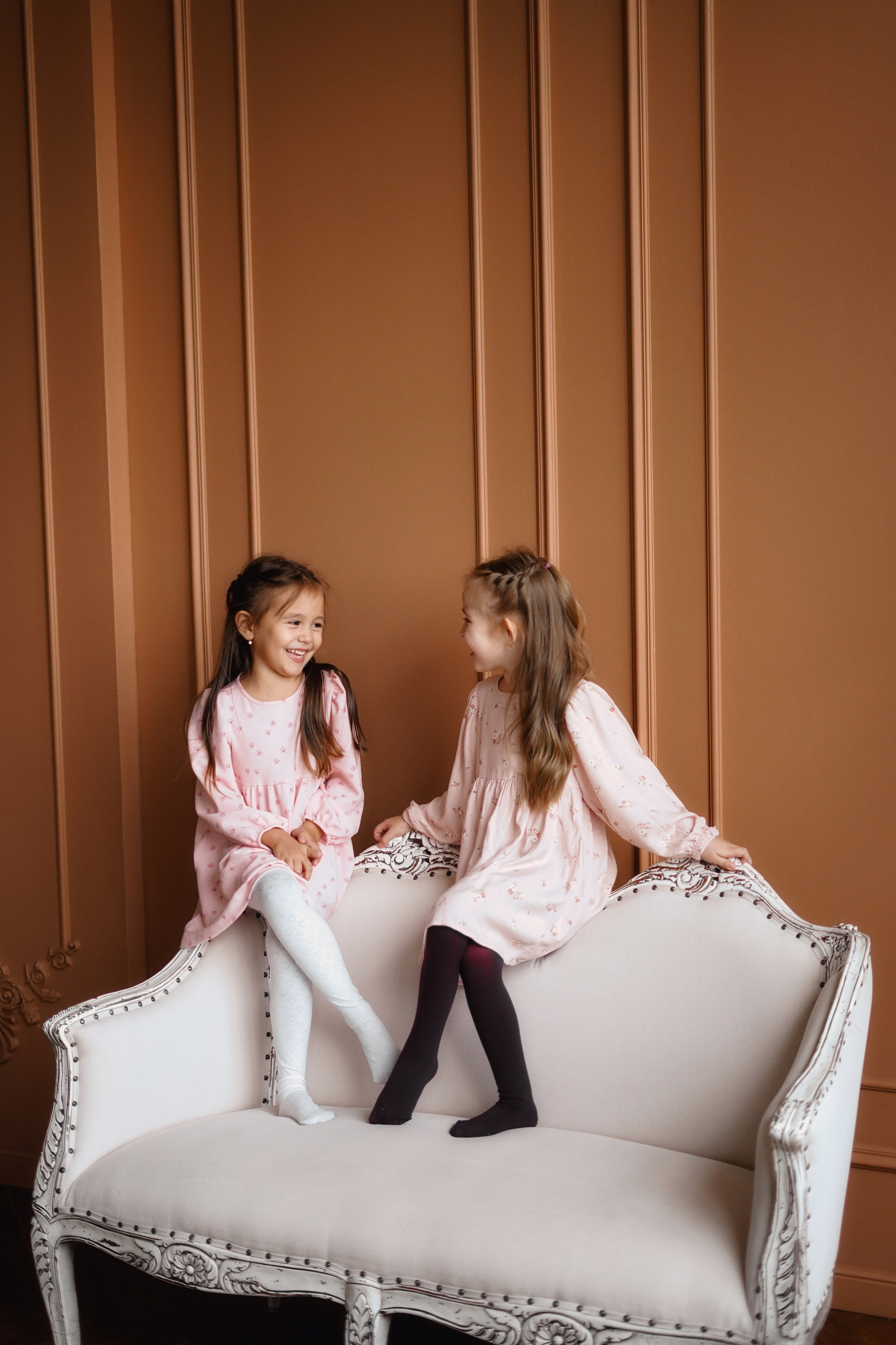 Нина Арина Нелли и николь. Фотограф Валерия Крахмалева