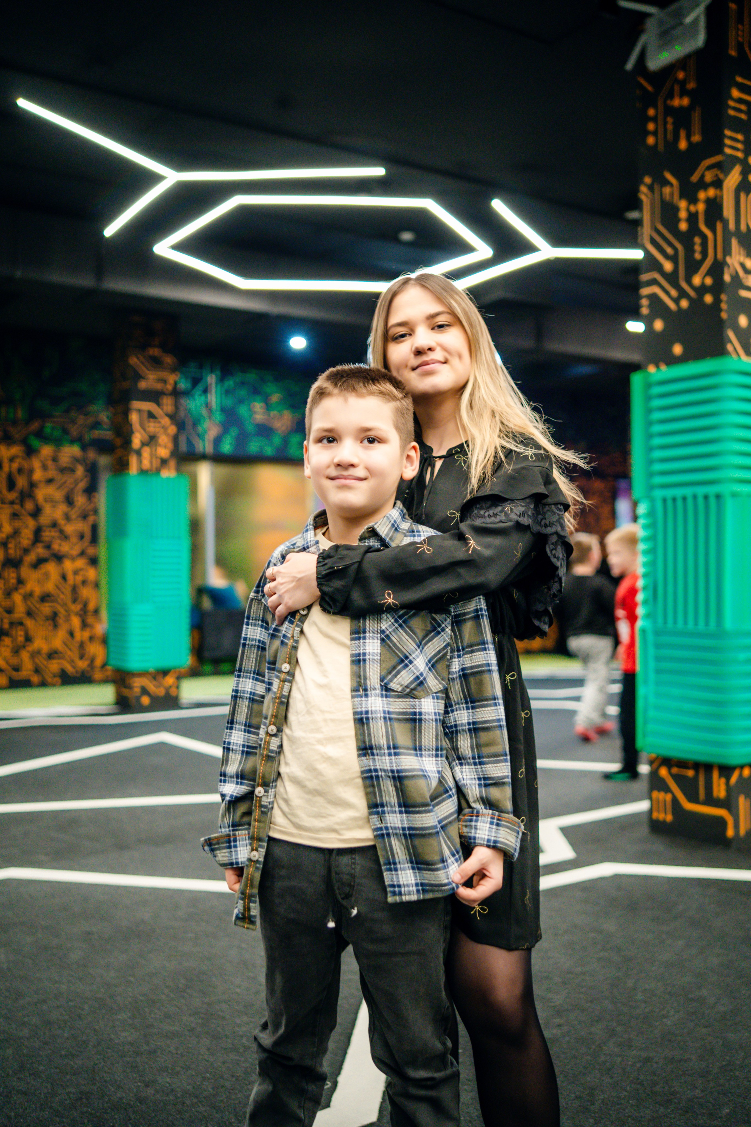 VR (November-December 2024). Felixtones