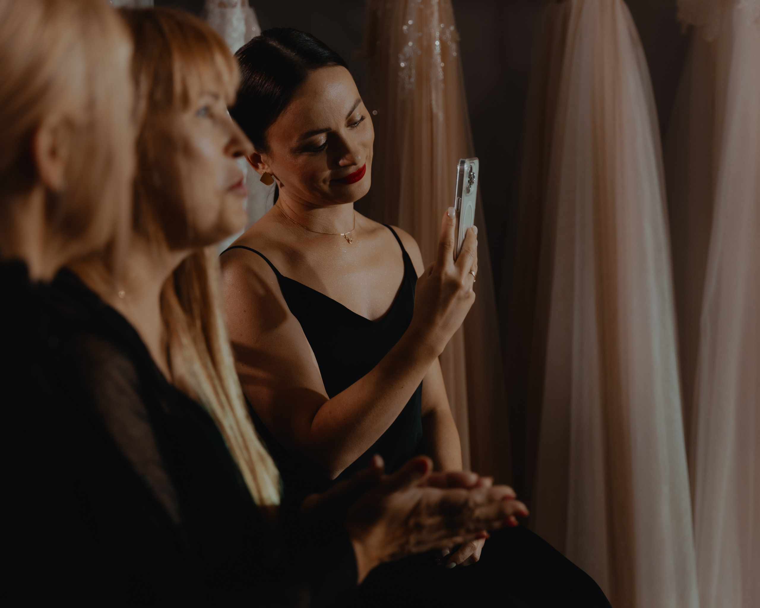 Открытие свадебного салона VISHA. Свадебные фотографы в Гомеле и Минске Сергей и Анастасия Фещенок