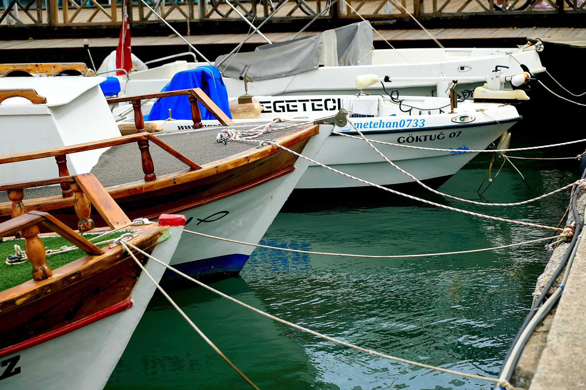 Alanya, Türkiye. May 2024. Фотографии отовсюду и обо всем