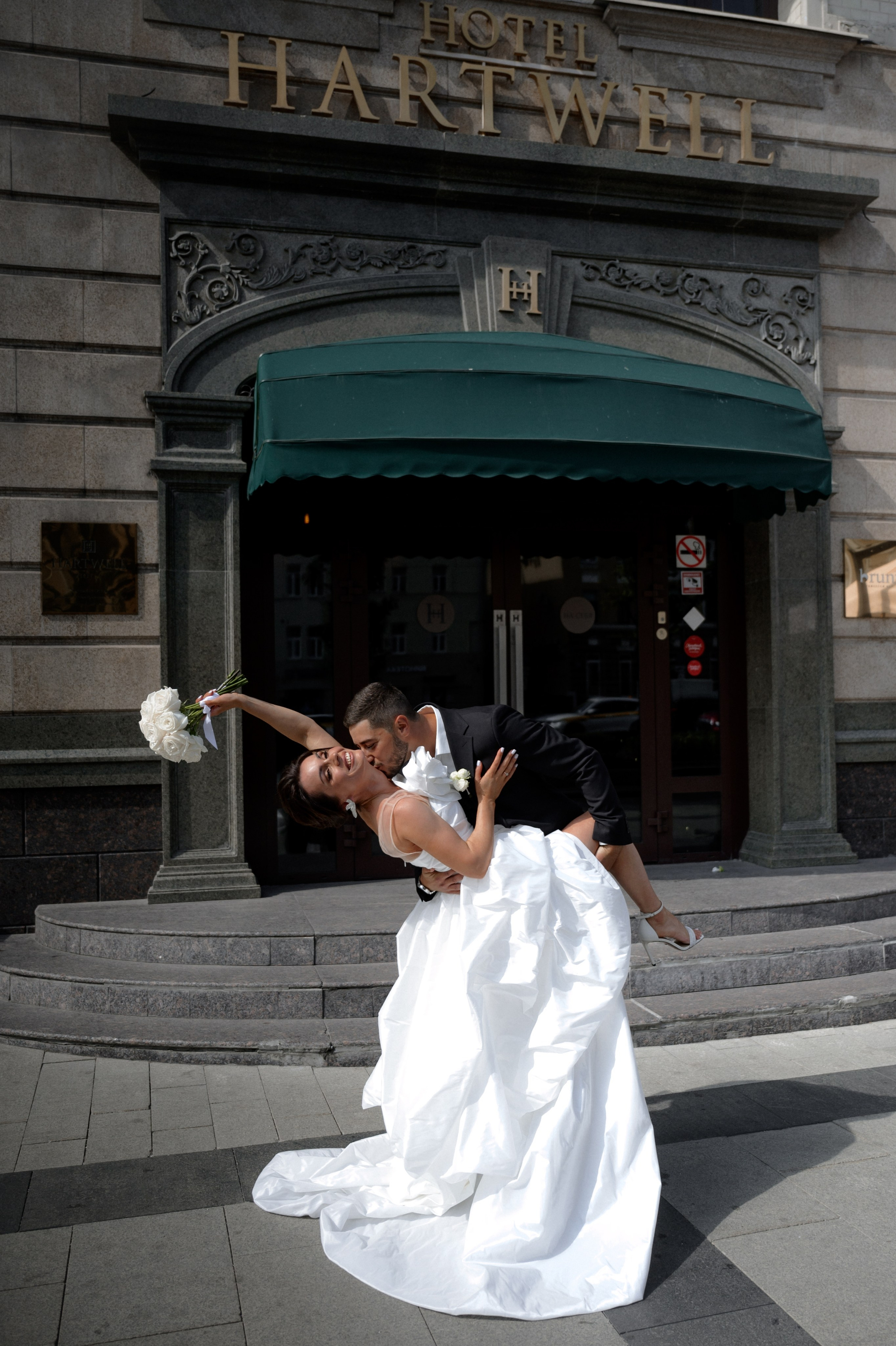 23.08.2024. RETOUCH-HOUSE