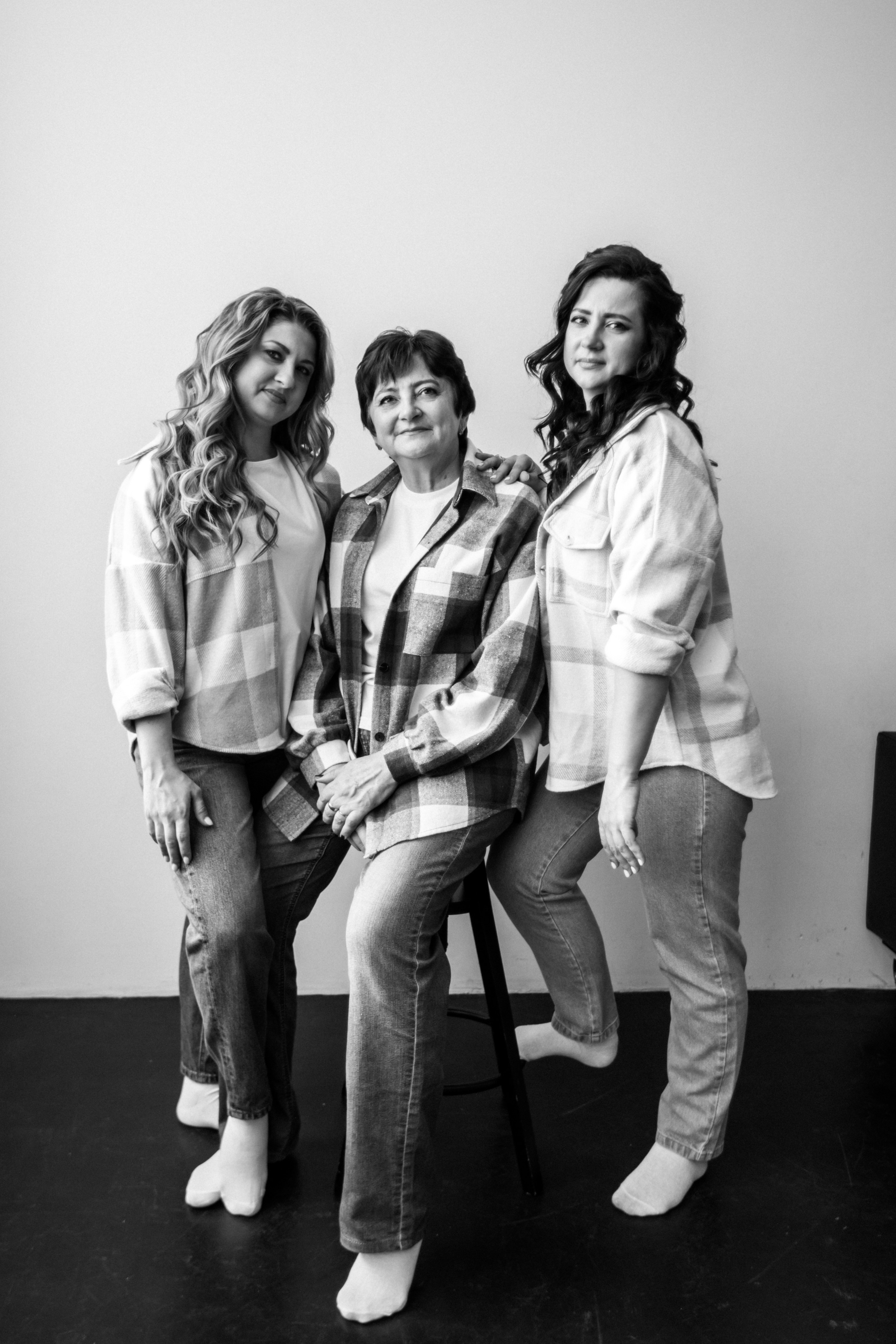 Настя, Маша и Мама. Главная