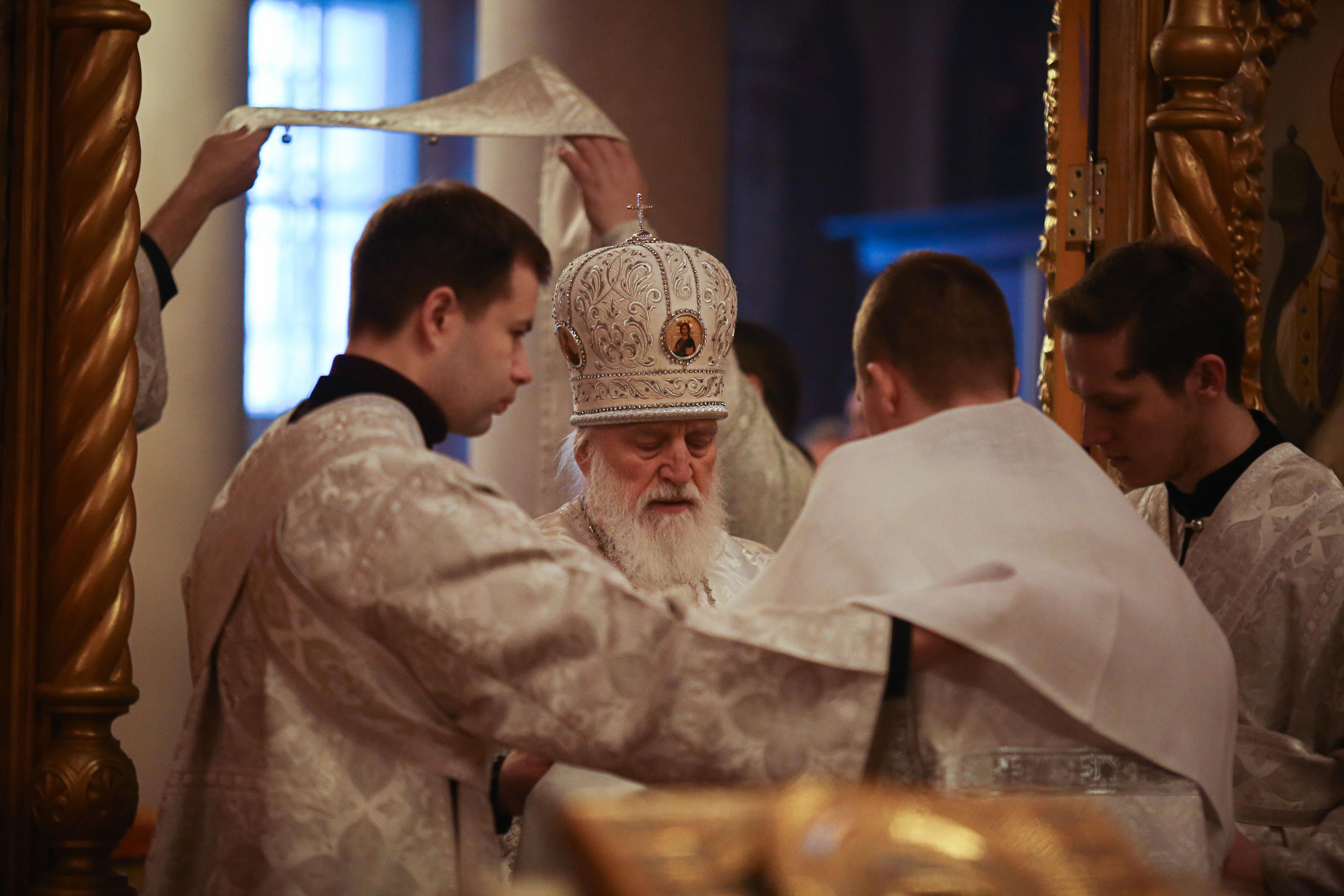 Божественная литургия в Христорождественском храме с. Михалёво. Семейный и детский фотограф Анна Петракова