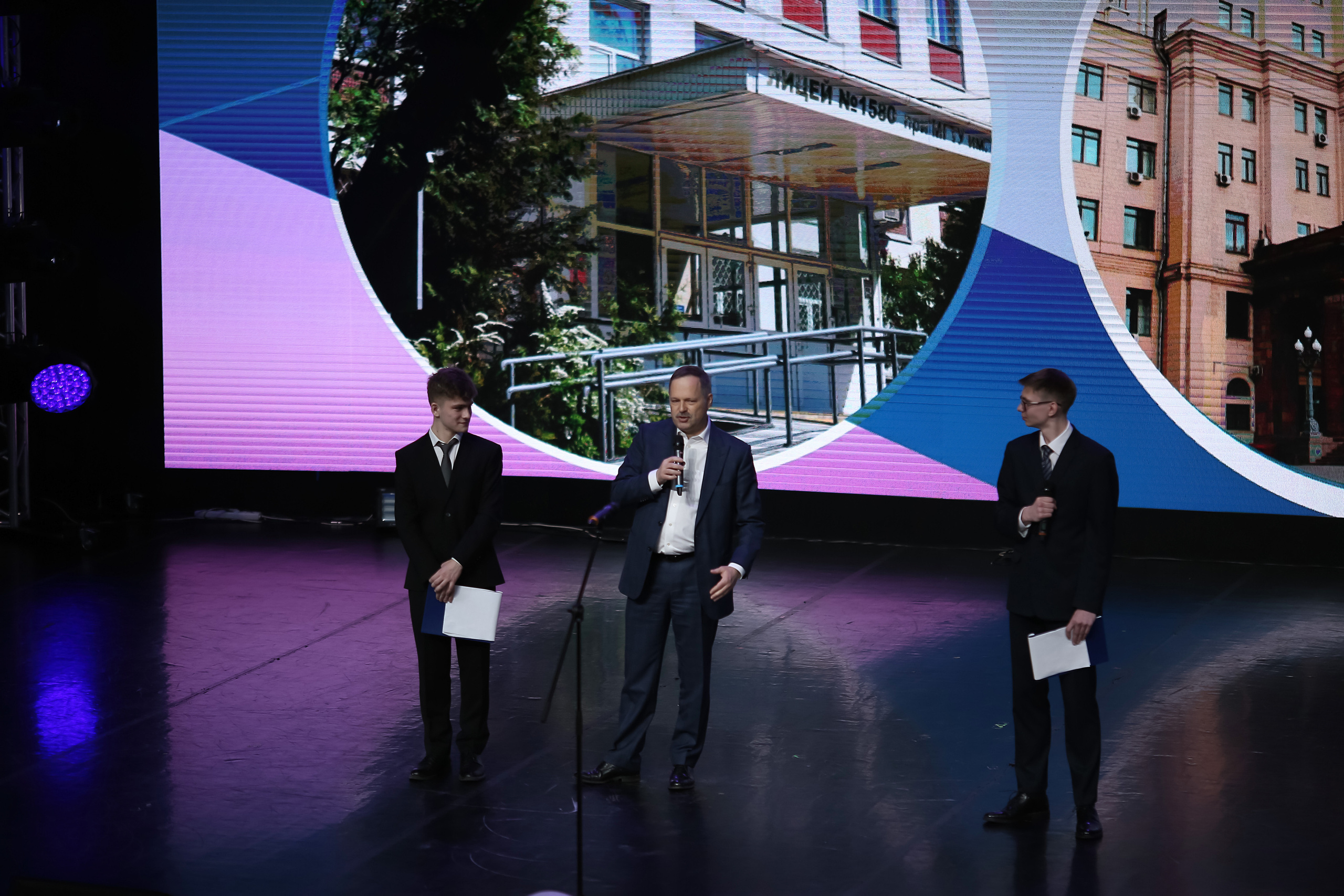 Выпускной Бауманский. Семейный и детский фотограф Анна Петракова